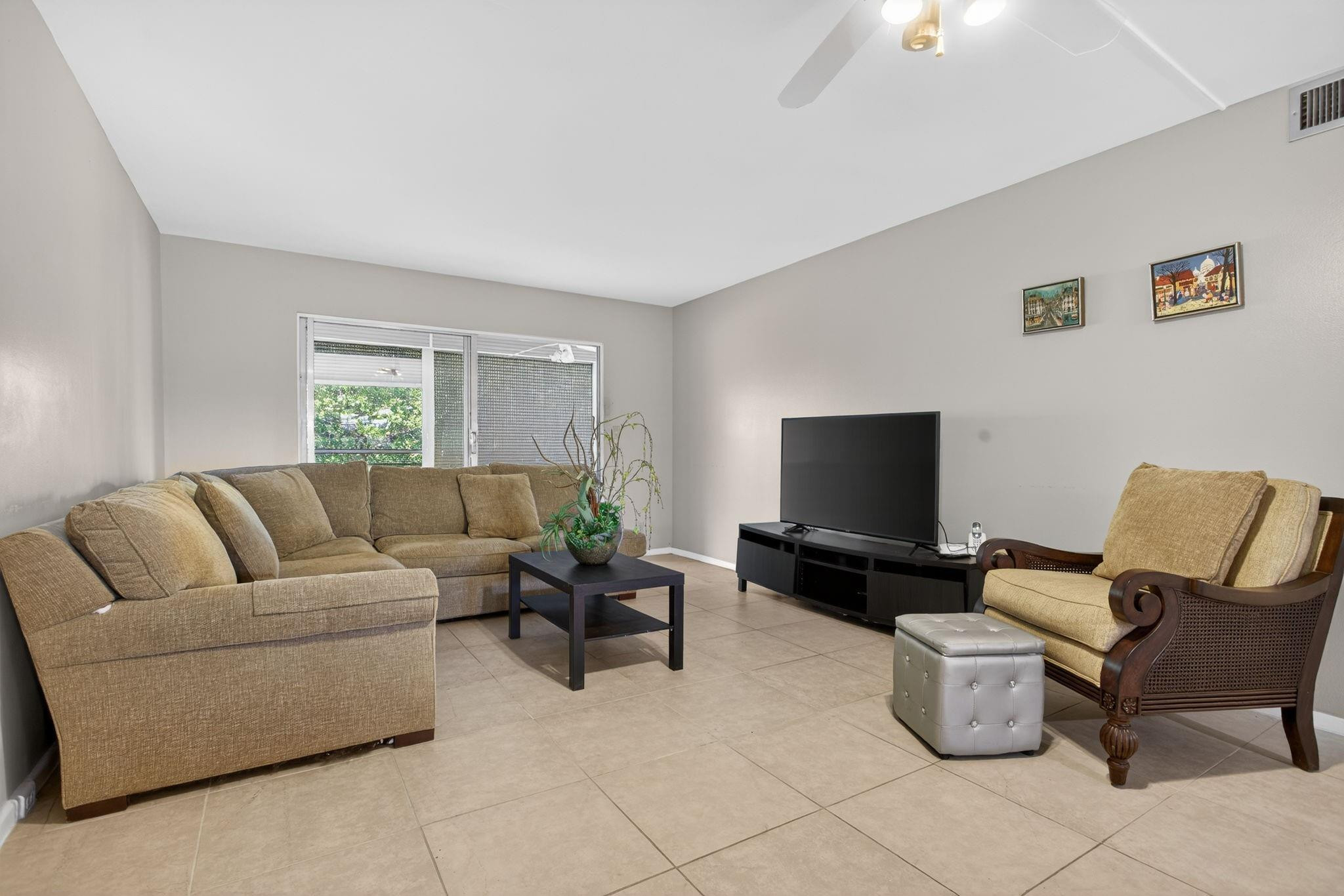 WYNMOOR GOLF VILLAGE - Residential
