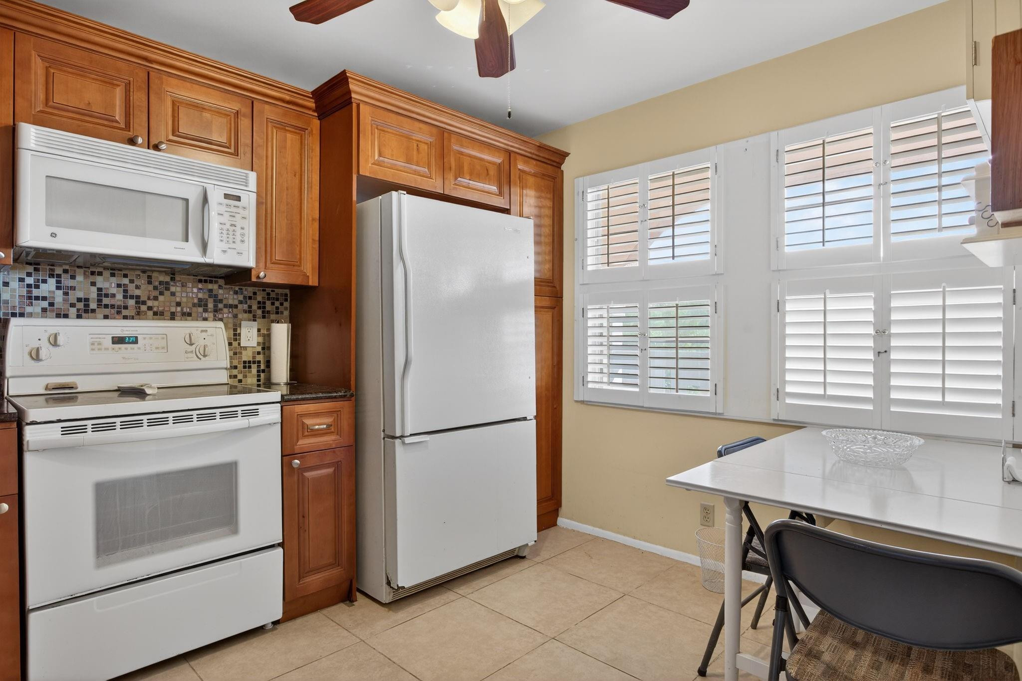 WYNMOOR GOLF VILLAGE - Residential