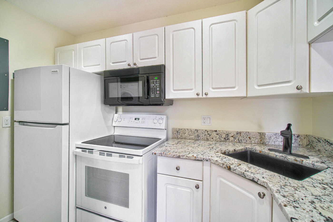 PINE RIDGE NORTH II CONDO - Residential