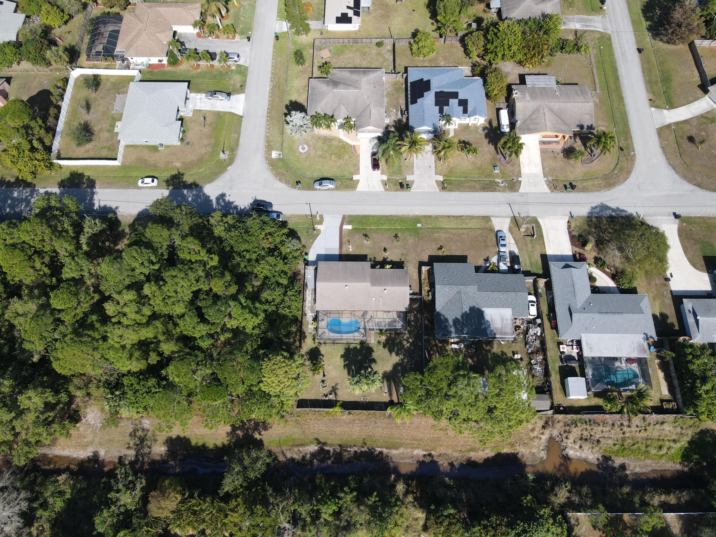 PORT ST LUCIE SECTION 3 - Residential