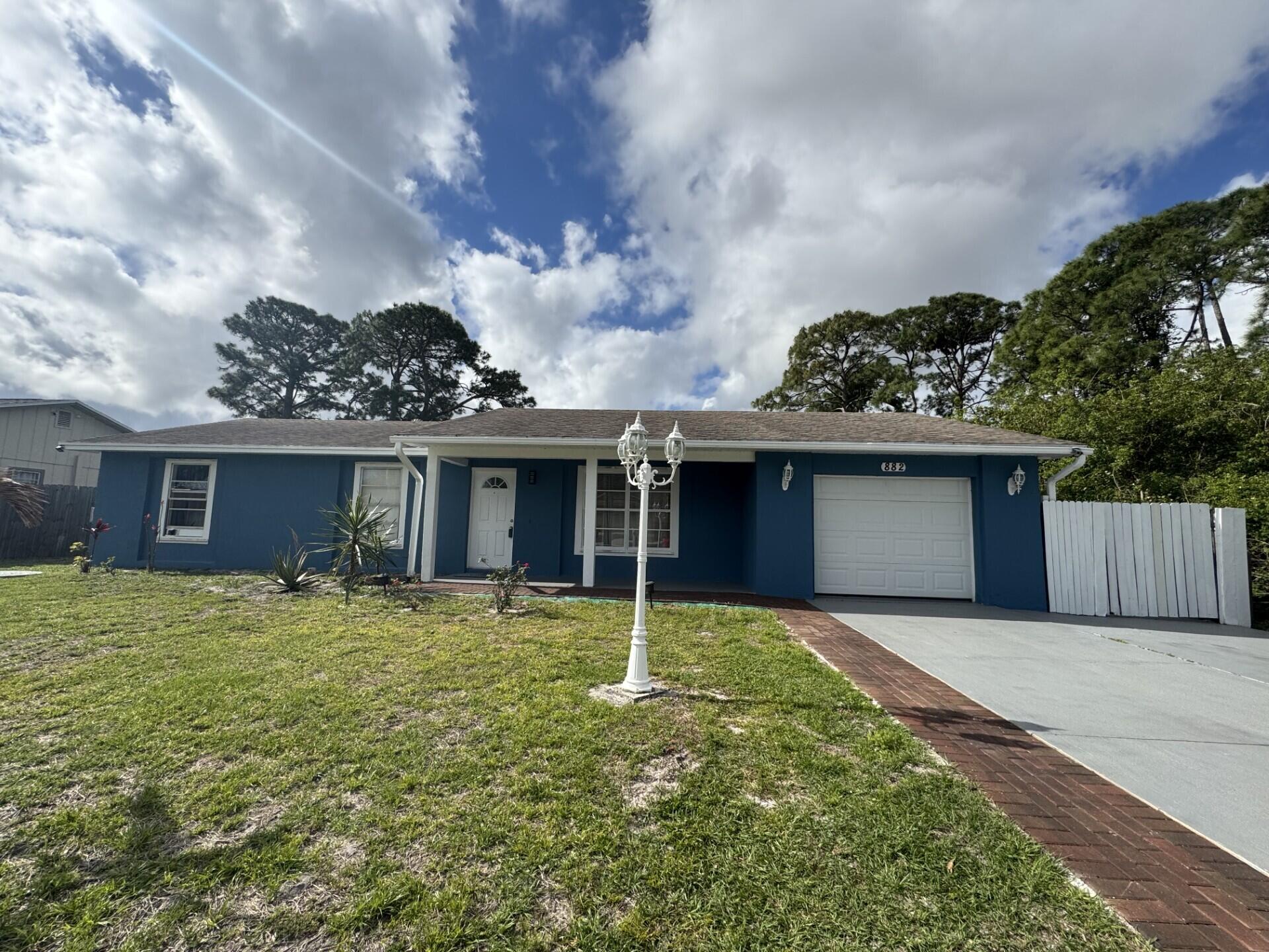 PORT ST LUCIE SECTION 3 - Residential