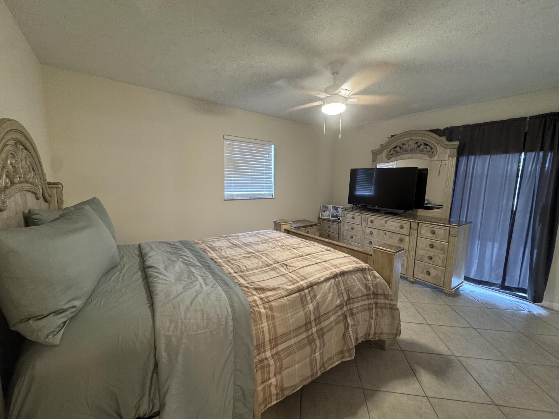 PORT ST LUCIE SECTION 3 - Residential