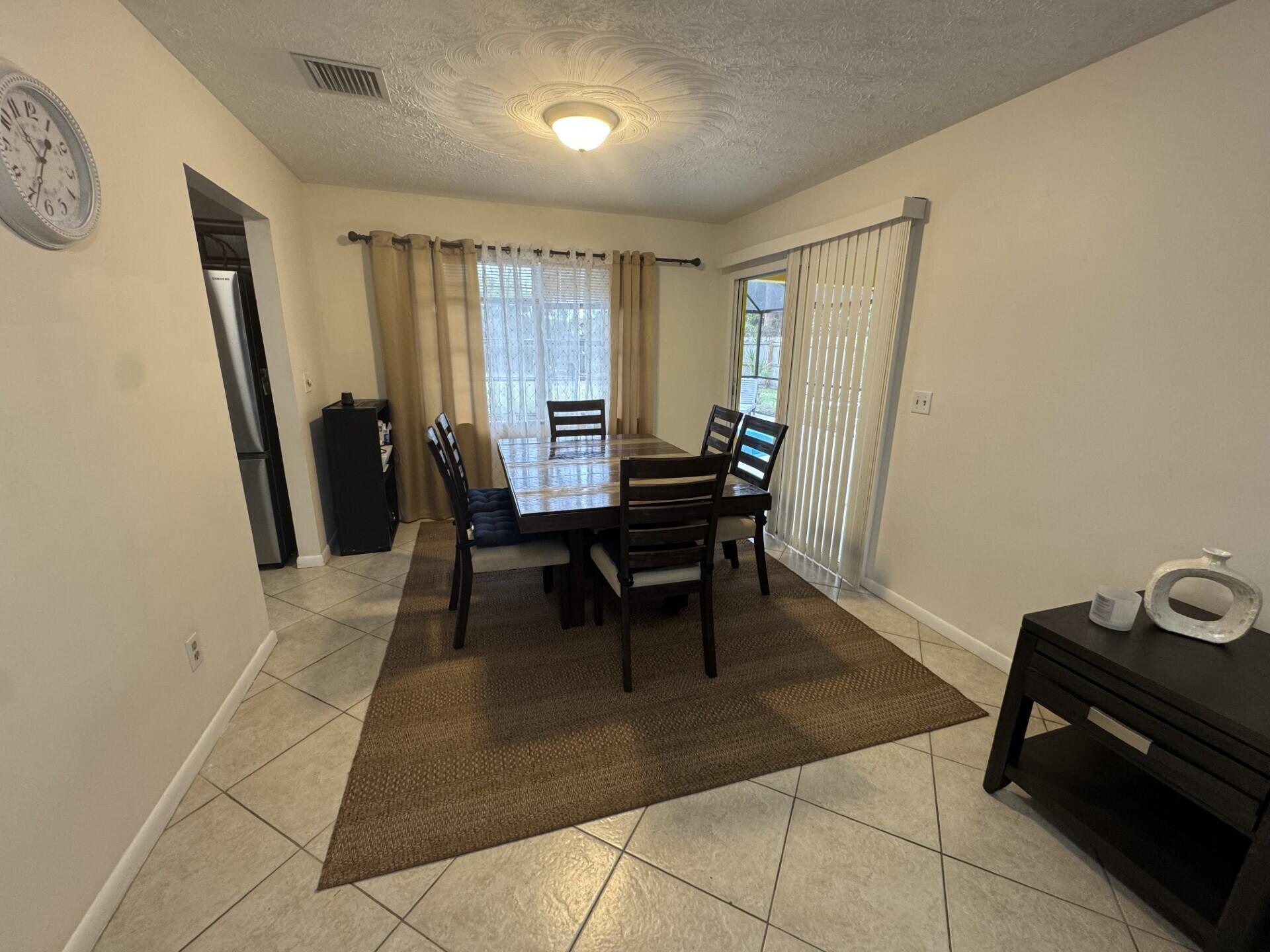 PORT ST LUCIE SECTION 3 - Residential