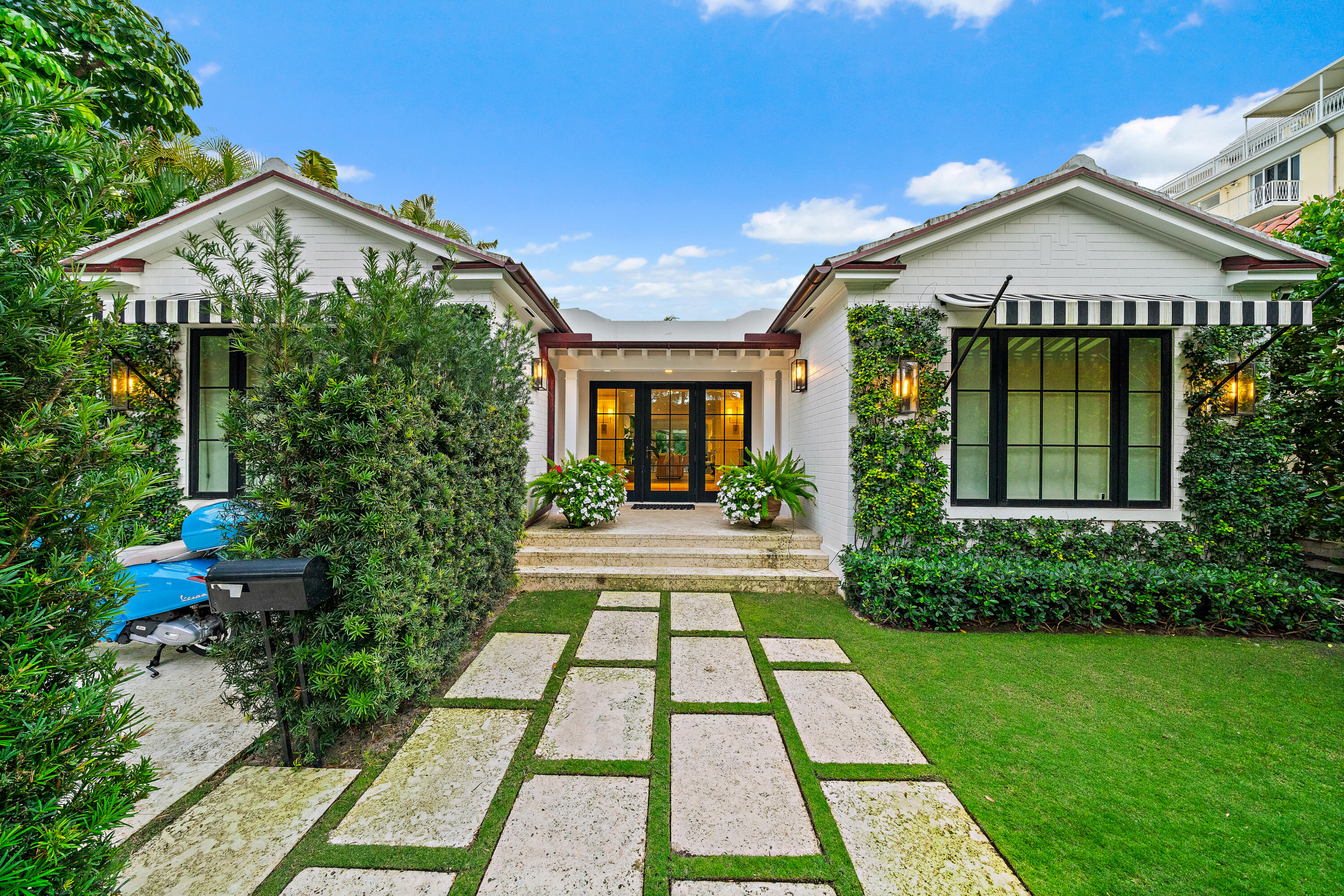 ROYAL PARK - Residential