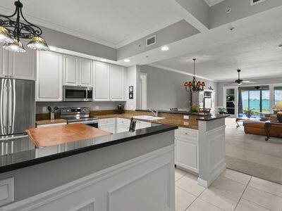 HARBOUR ISLE AT HUTCHINSON ISLAND EAST - Residential