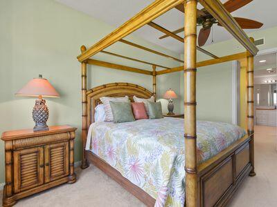 HARBOUR ISLE AT HUTCHINSON ISLAND EAST - Residential