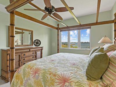 HARBOUR ISLE AT HUTCHINSON ISLAND EAST - Residential