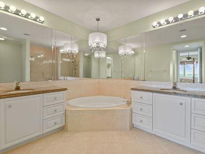 HARBOUR ISLE AT HUTCHINSON ISLAND EAST - Residential