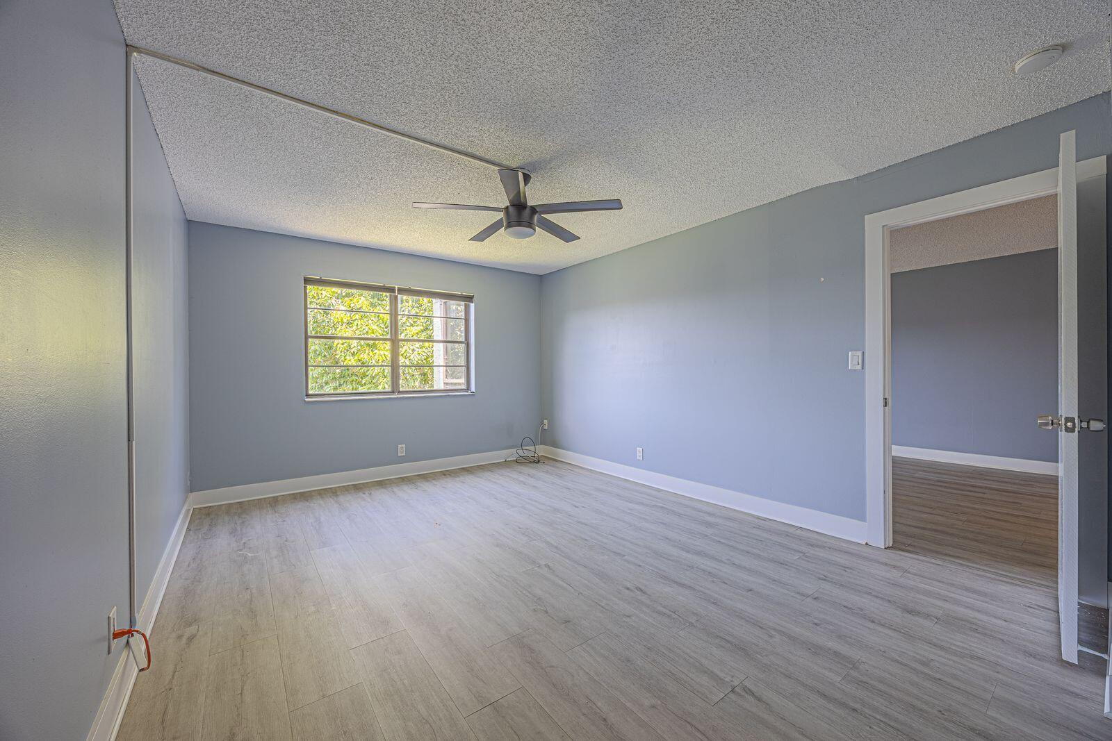 ISLE OF SANDALFOOT CONDO - Residential