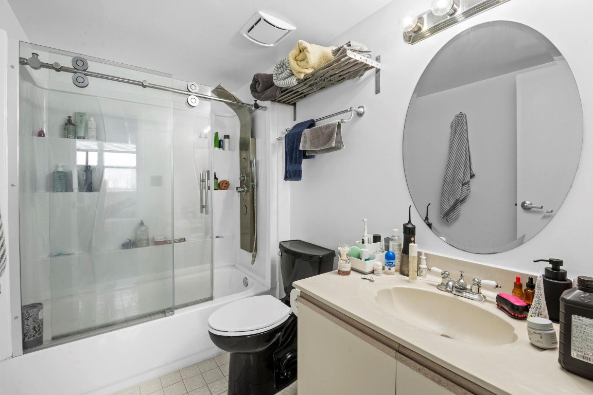 Reed East Condo - Residential
