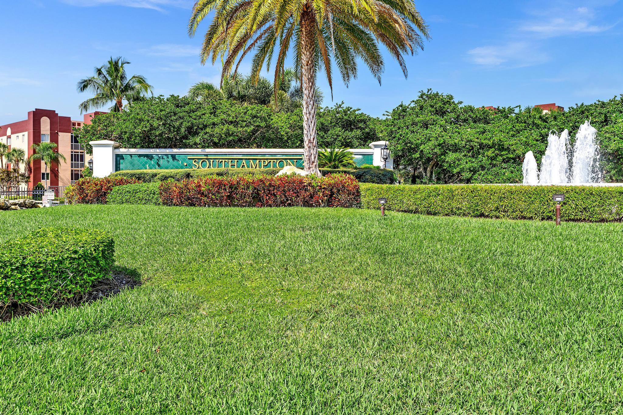 SOUTHAMPTON CONDOMINIUM - Residential
