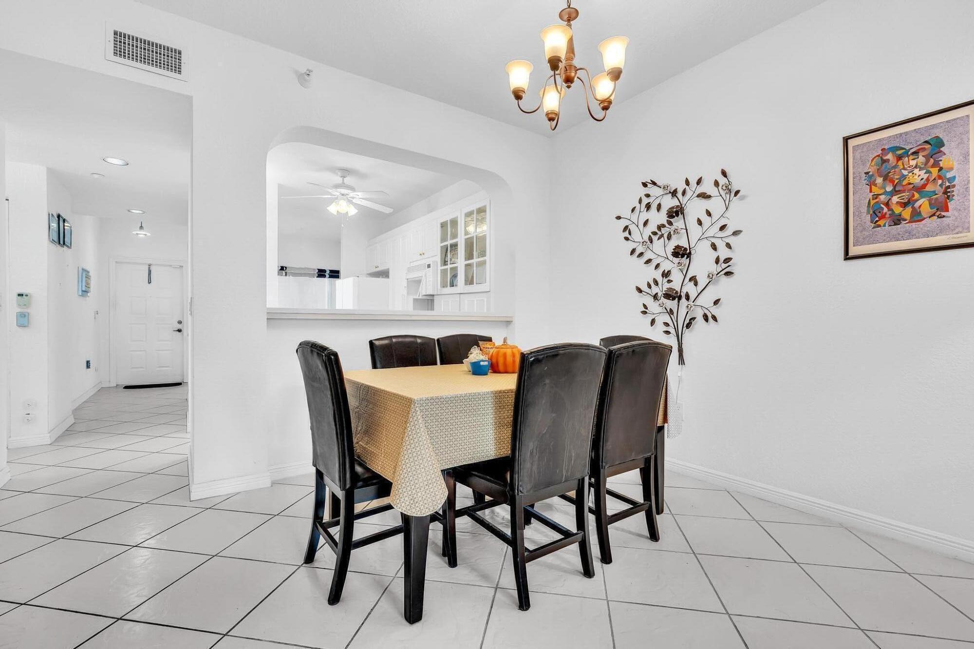 Live in paradise! Spectacular two beds, two baths. Condo located in the sought-after community of desirable Southampton at Kings Point!  This unique home features a fantastic private water view. It is a lovely home with an open white kitchen overlooking the dining room/living room/ screened balcony. Enjoy the eat-in breakfast area. Gorgeous open layout & a magnificent split floorplan. Light & bright. Beautiful tile throughout the living area and carpet flooring in the bedrooms. The master suite offers ample storage, including a bonus closet in the main bedroom, linen closets, and spacious walk-in closets. The hurricane-impacted windows & sliding doors. Great amenities include indoor & outdoor, a Pool, a sauna, a Theater, a Billiard Room, Free transportation buses, a gym, and more