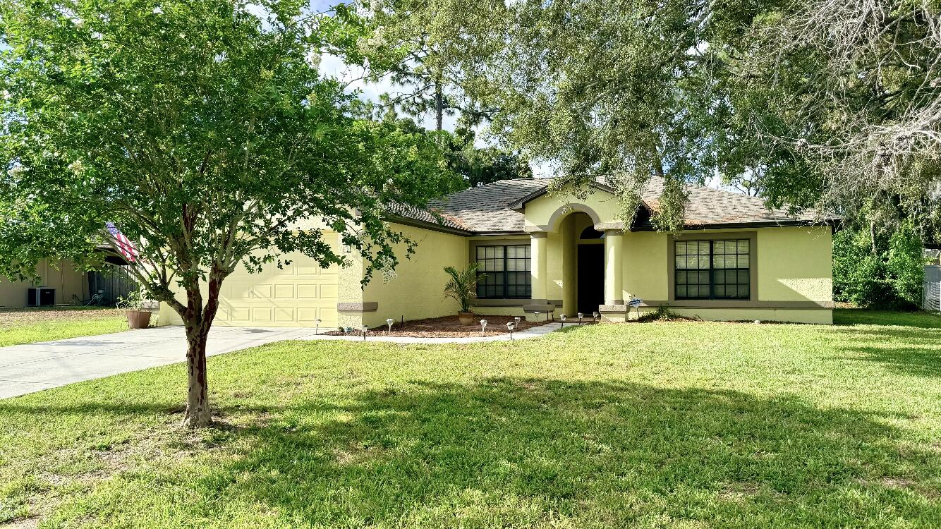 THIS HOME HAS BEEN PINNED AND PUMP UNDERNEATH HOUSE WITH CEMENT. 28 TRUCK FULL. RESTORATION COMPLETE. NEVER HAVE TO WORRY ABOUT ANY SINK HOLE ISSUES. FRESHLEY PAINTED, VINYL FLOOR PLANKS THROUGHT HOME, VERY DURABLE FLOORING, WATER HEATER 5 YEARS OLD. APPLIANCES LESS THAN 5 YEARS OLD, SPRINKLER SYSTEM.  ALARM SYSTEM.  CENTRAL AIR. ROOF ONLY 2 YEARS OLD. DUAL SINKS IS IN THE GUESS BATHROOM. LARGE GUESS BATH. HAS DOOR TO EXIT INTO PATIO. MINUTES AWAY FROM SUNCOAST HWY, CLOSE TO ALL MAJOR HWY, GREAT NEIGHBORHOOD,  LARGE YARD. GREAT ROOM AREA IS 20 X 20,[ LARGE],  DINING ROOM THERE AS WELL. BESIDES THE 4 BEDROOMS, ALSO HAS A STUDY/ OR PLAYROOM/ FLEX ROOM. SPLIT FLOOR PLAN, VERY WELL LAID OUT FOR COMFORT. HOME HAS BEEN CARED FOR THROUGH THE YEARS. READY TO MOVE IN, NO NEED TO DO ANYTHING. BRING ALL SERIOUS OFFERS. PLENTY OF PARKING AND LARGE DOUBLE CAR GARAGE. THE WASHER AND DRYER AND SWING SET ARE NOT INCLUDED IN PURCHASE.  ONLY PRE-APPROVED BUYERS PLEASE. OFFERS MUST INCLUDE THE PRE-APPROVAL LETTER OR IF CASH THEN PROOF OF FUNDS. VERY EASY TO SHOW. TEXT LISTING AGENT.