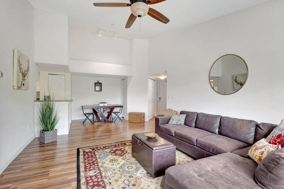 GRAND VIEW AT CRESTWOOD CONDO - Residential Lease