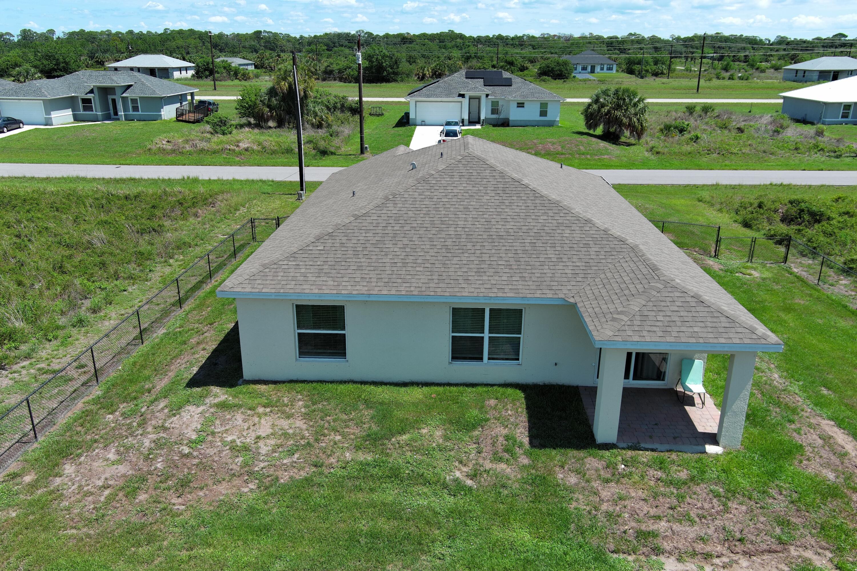 PORT LABELLE UNIT 12 - Residential