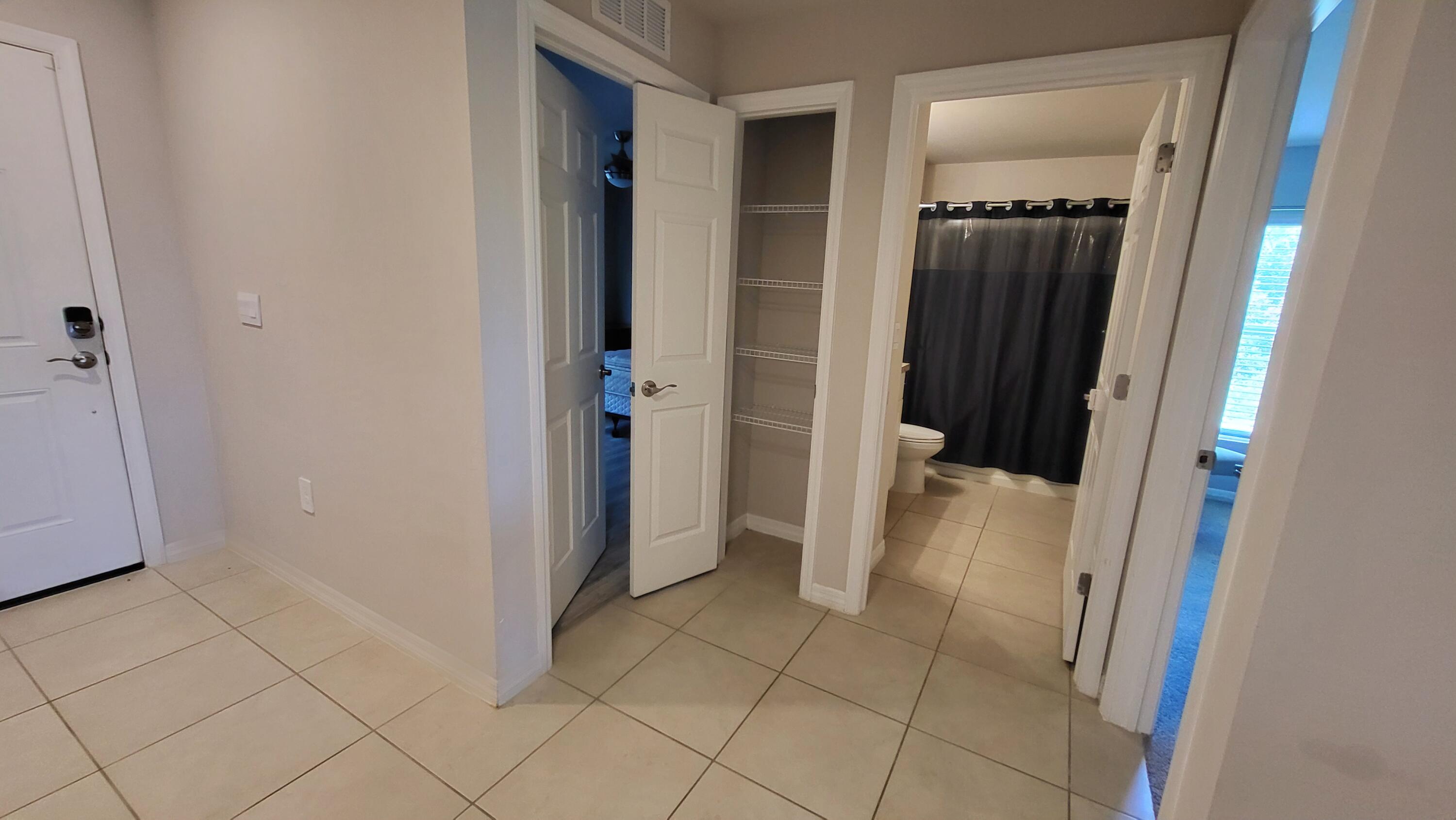 PORT LABELLE UNIT 12 - Residential