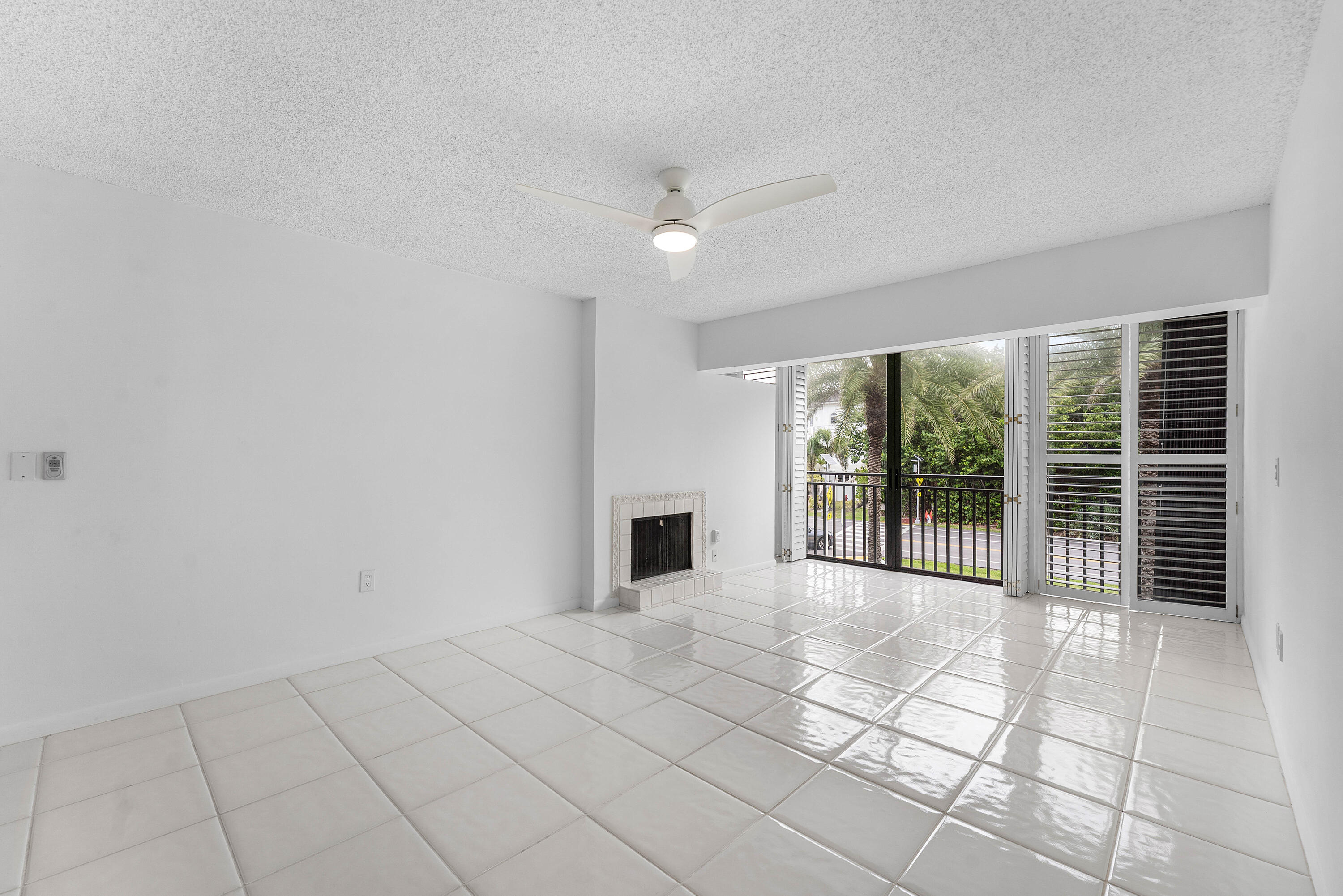 REGENCY HIGHLAND CLUB CONDO - Residential Lease
