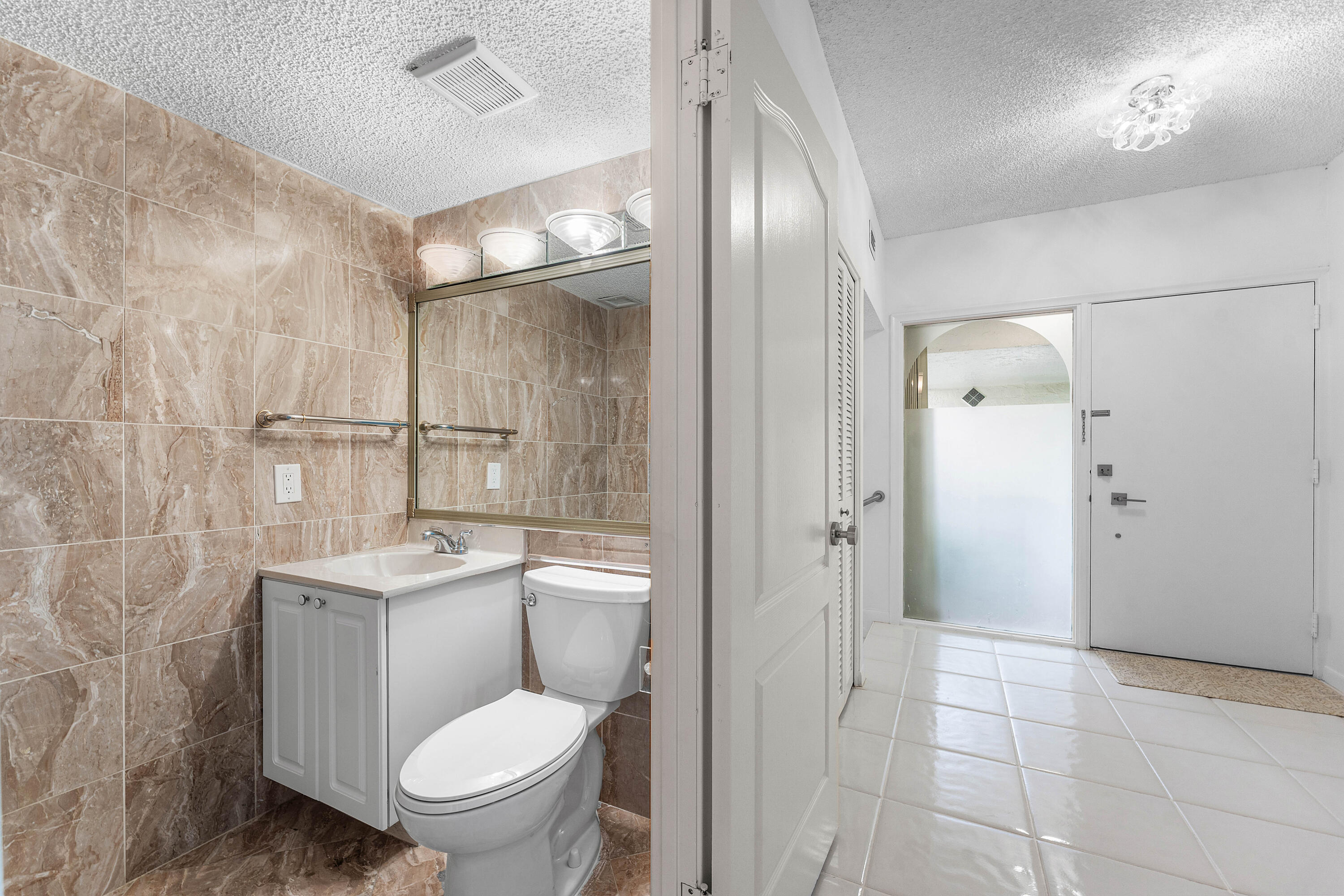 REGENCY HIGHLAND CLUB CONDO - Residential Lease