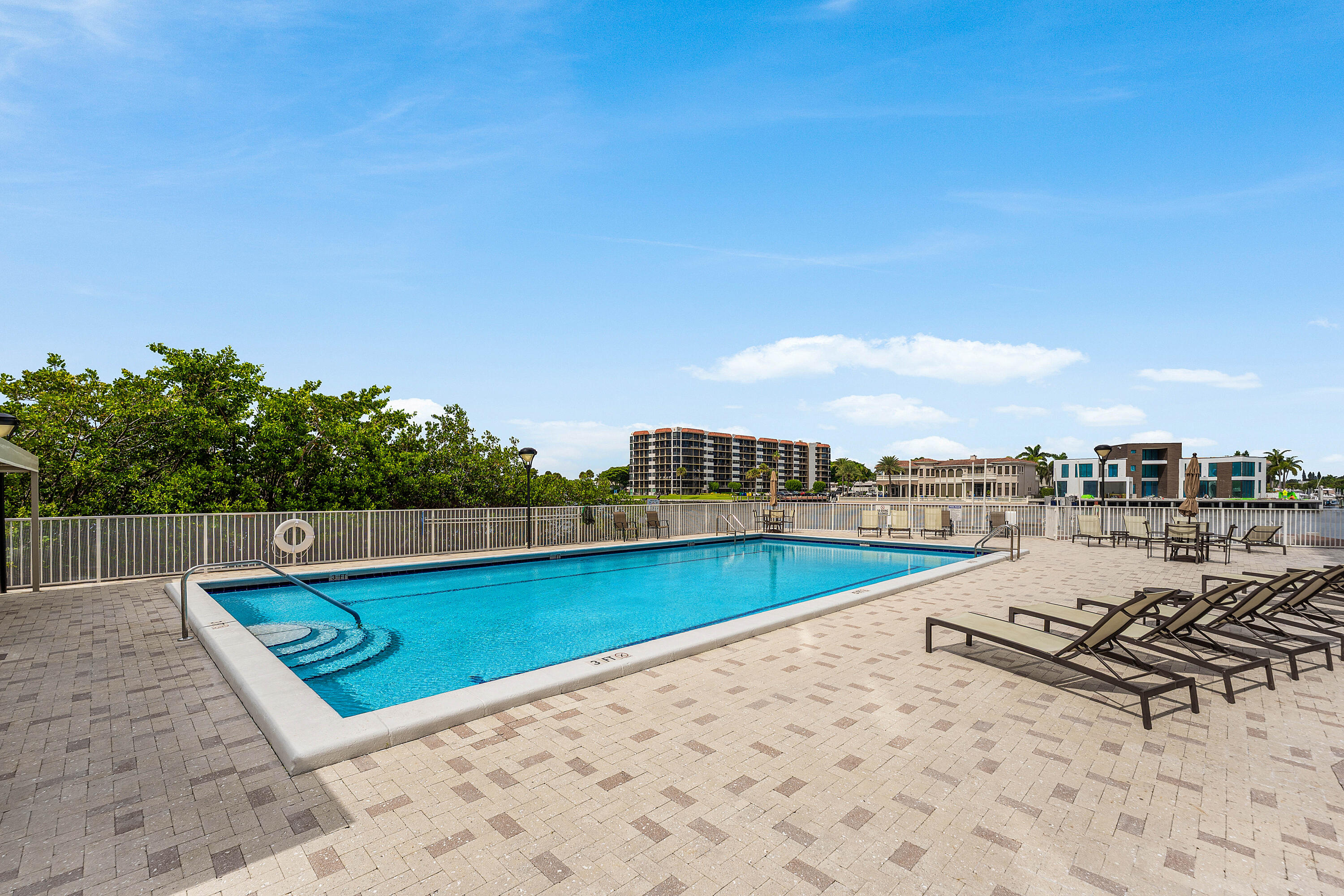 REGENCY HIGHLAND CLUB CONDO - Residential Lease