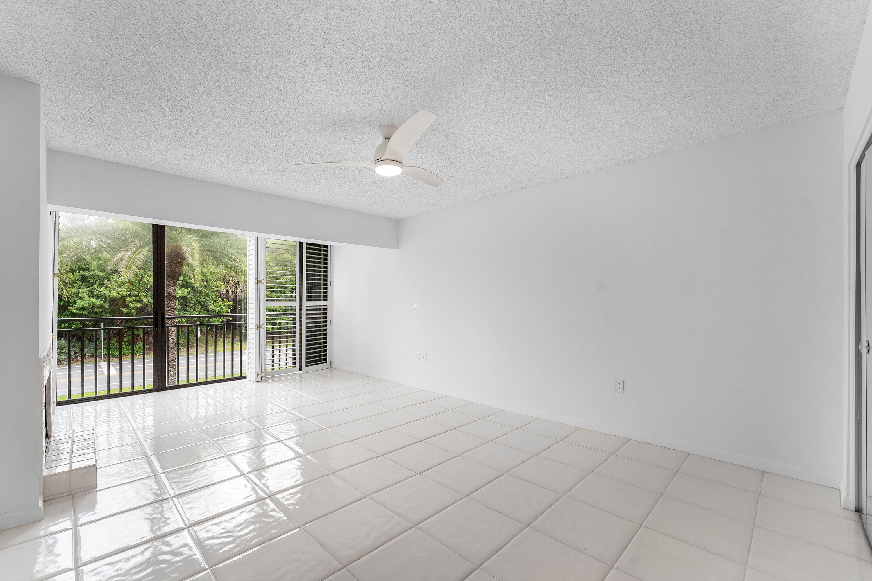 REGENCY HIGHLAND CLUB CONDO - Residential Lease
