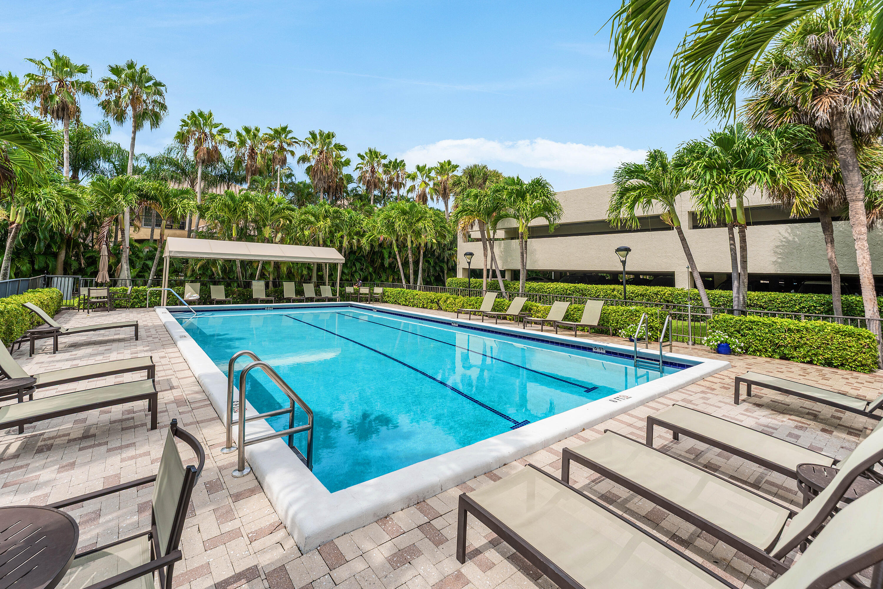 REGENCY HIGHLAND CLUB CONDO - Residential Lease