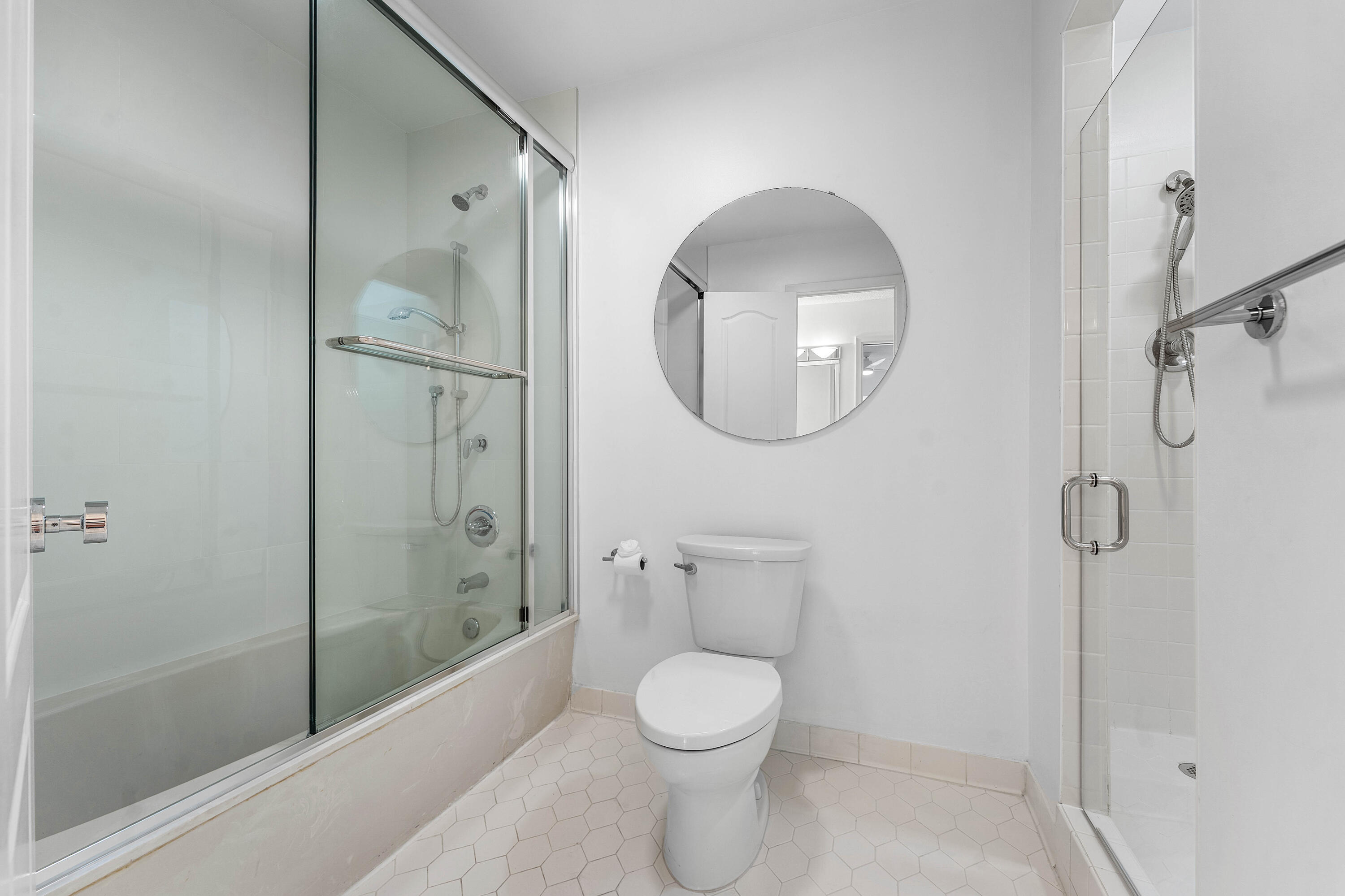 REGENCY HIGHLAND CLUB CONDO - Residential Lease