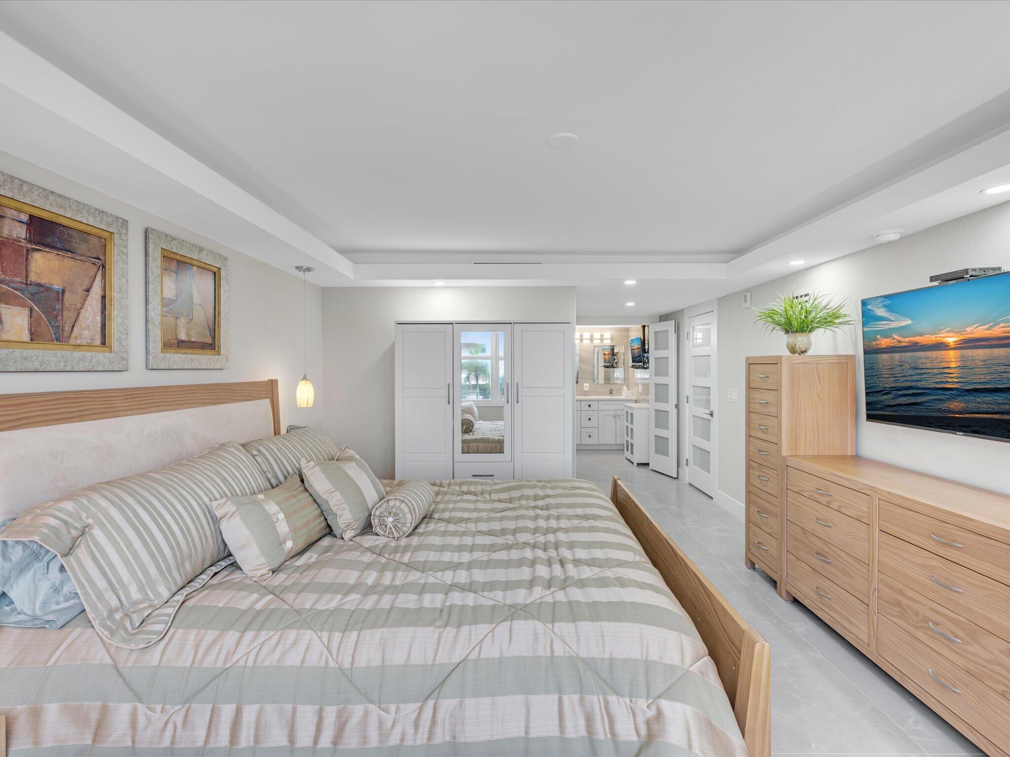 Opal Towers West Condominium - Residential