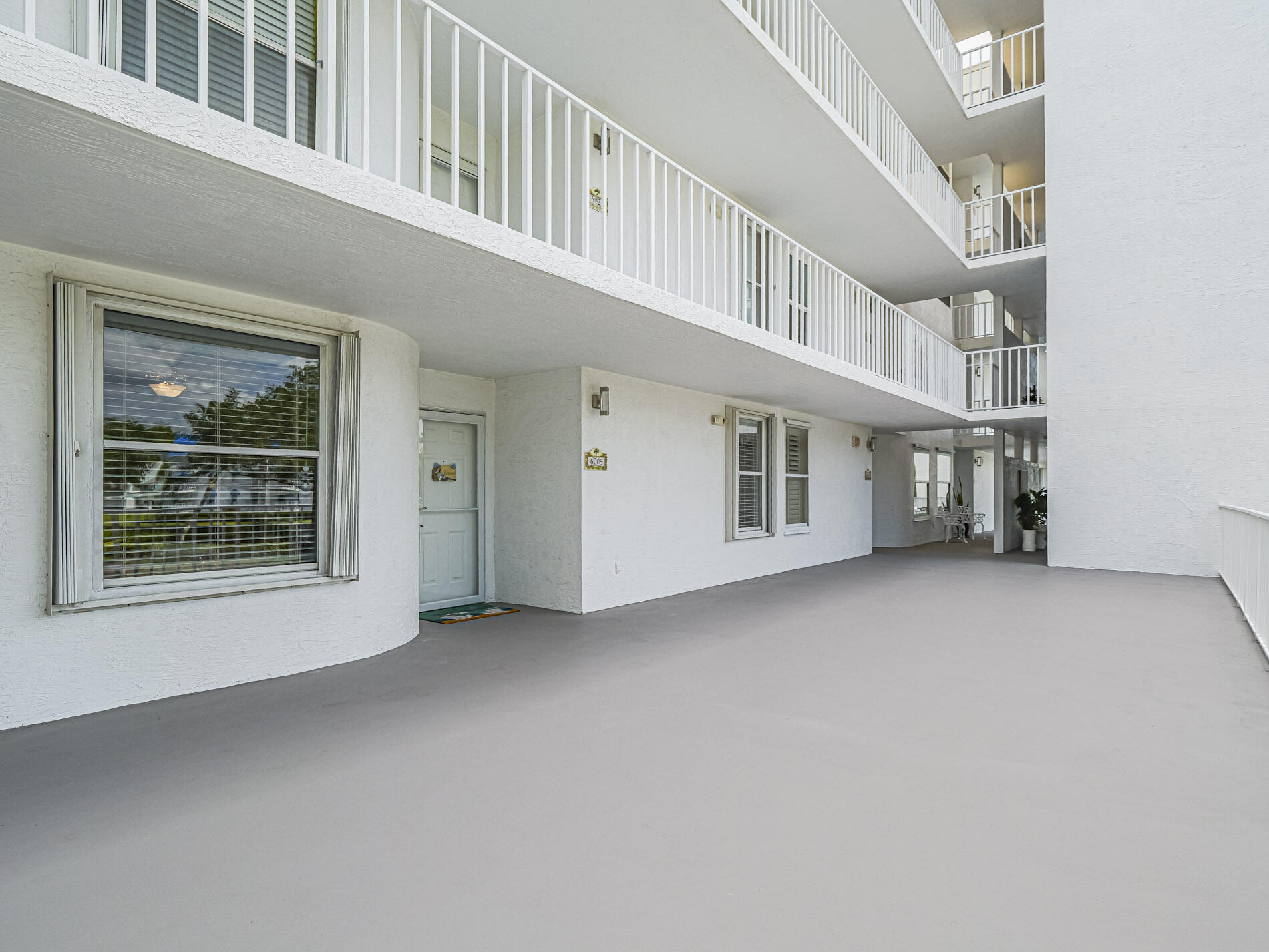 RIVER RUN E CONDO - Residential