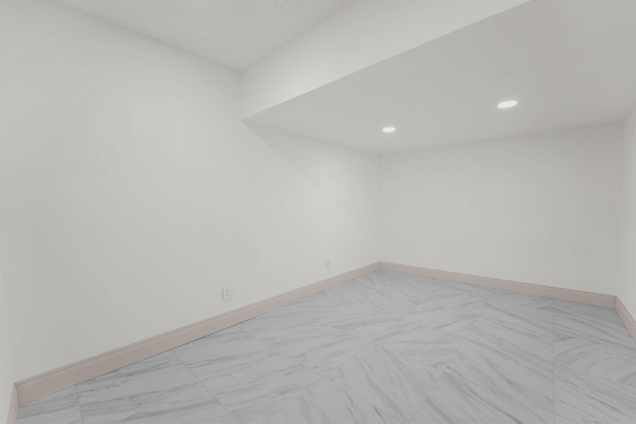 THORNHILL GREEN - Residential