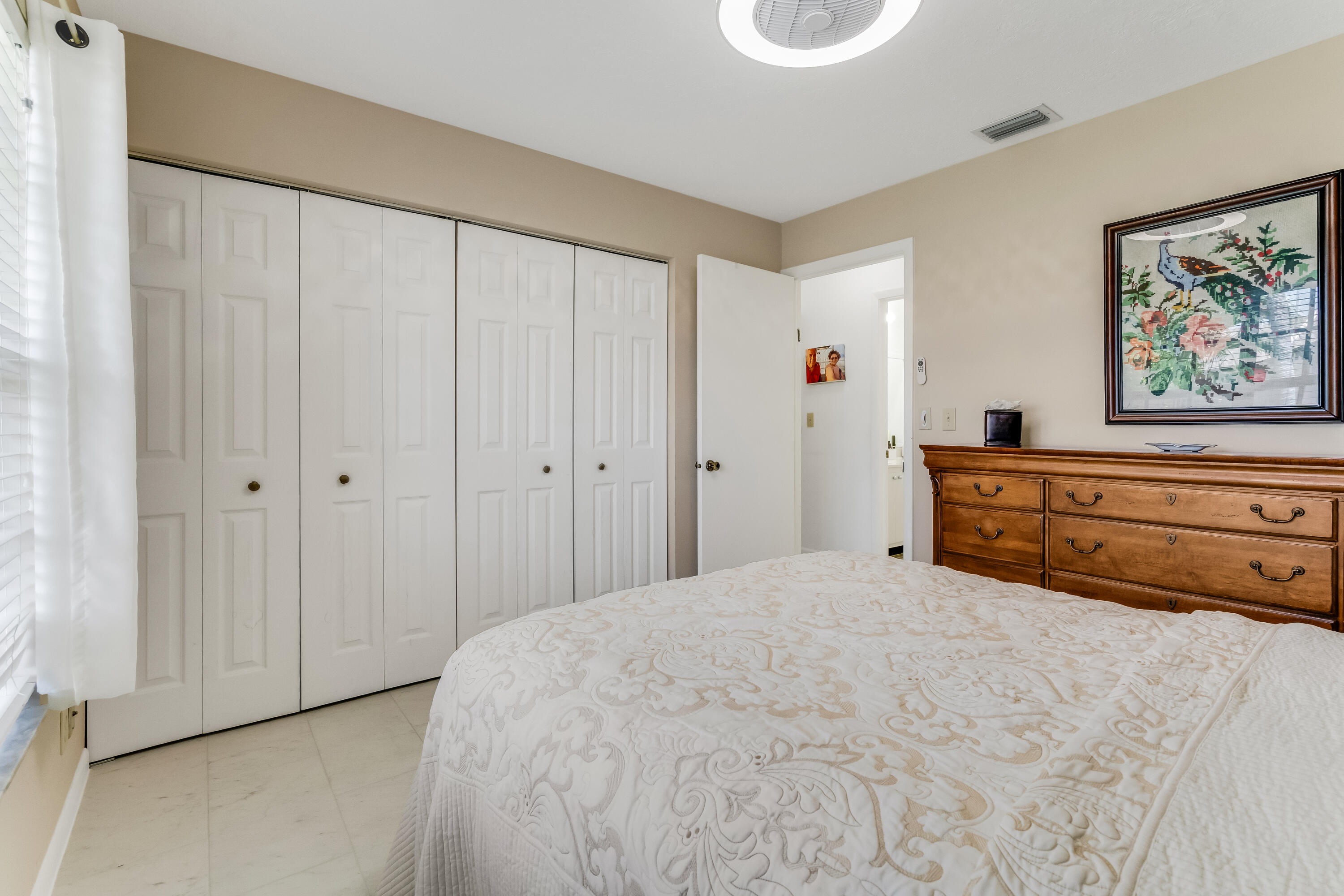 KINGS POINT 8 - Residential