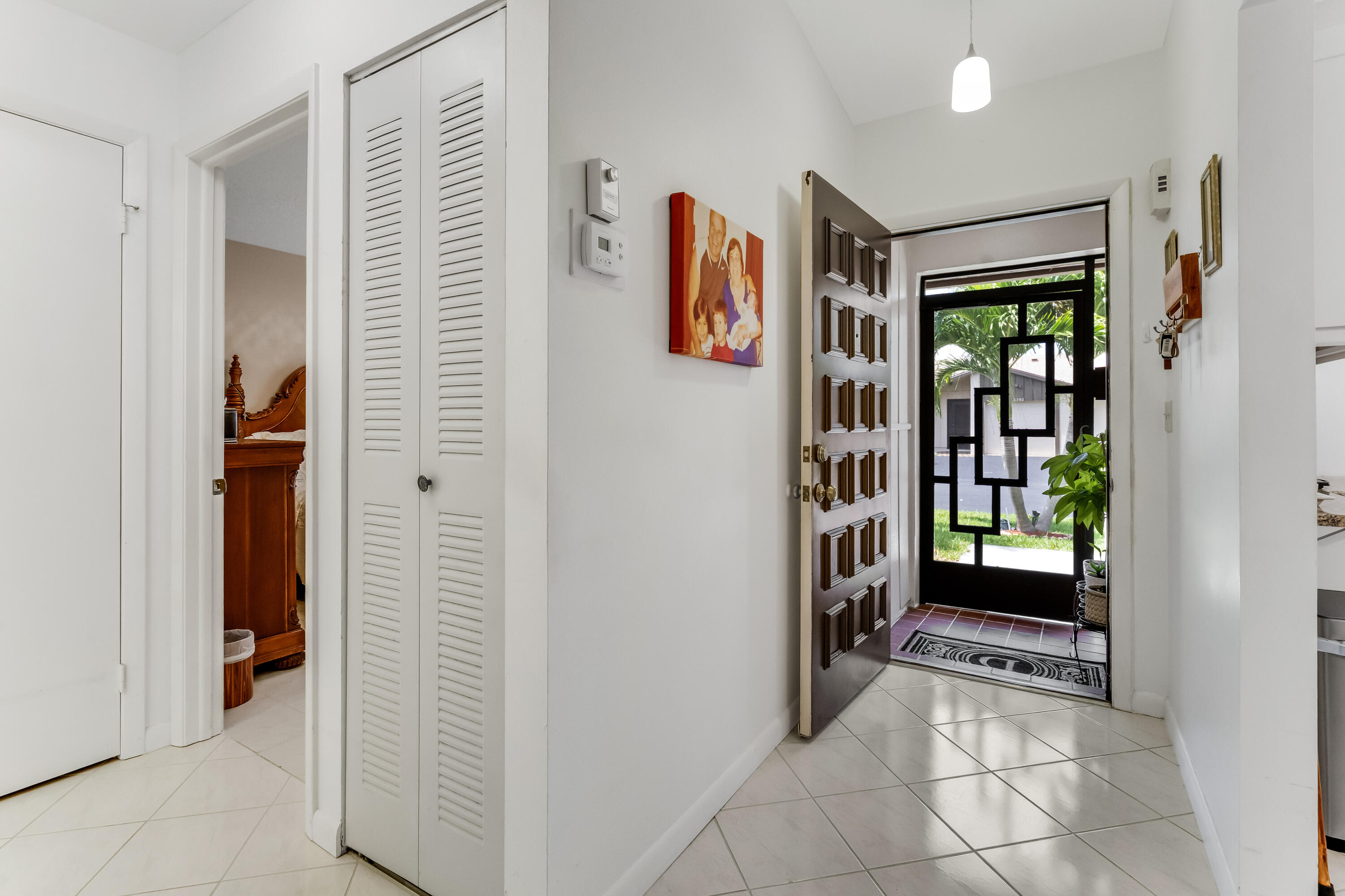 KINGS POINT 8 - Residential