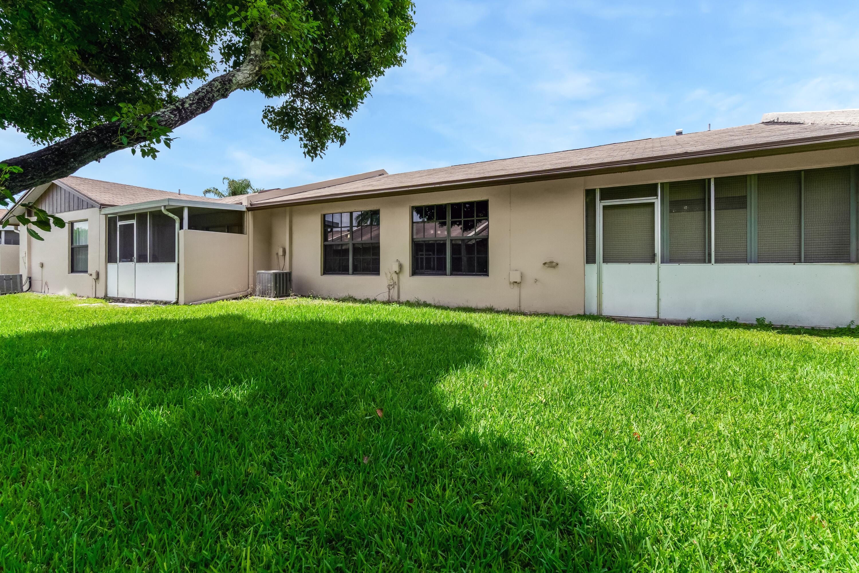 KINGS POINT 8 - Residential