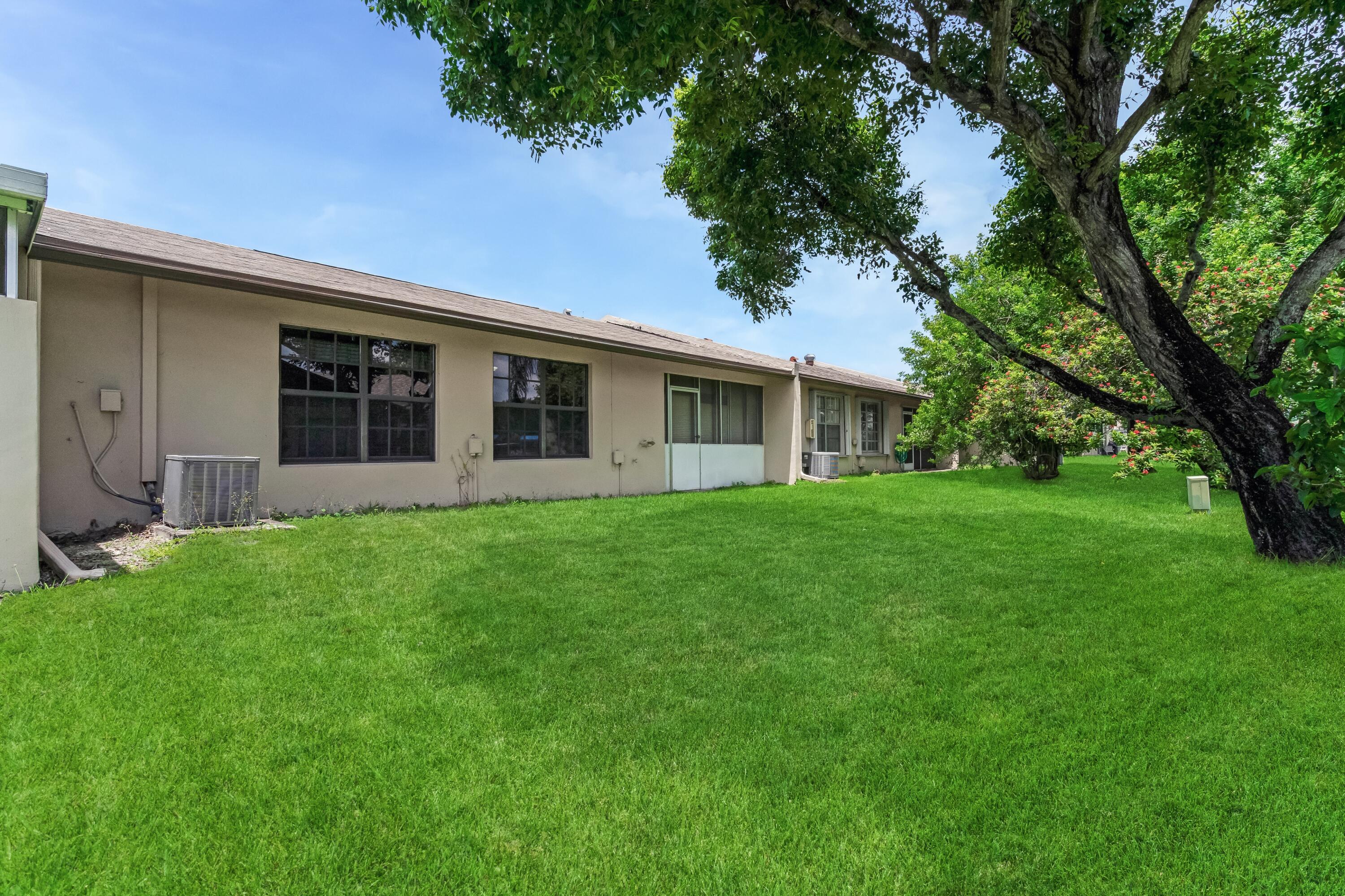 KINGS POINT 8 - Residential