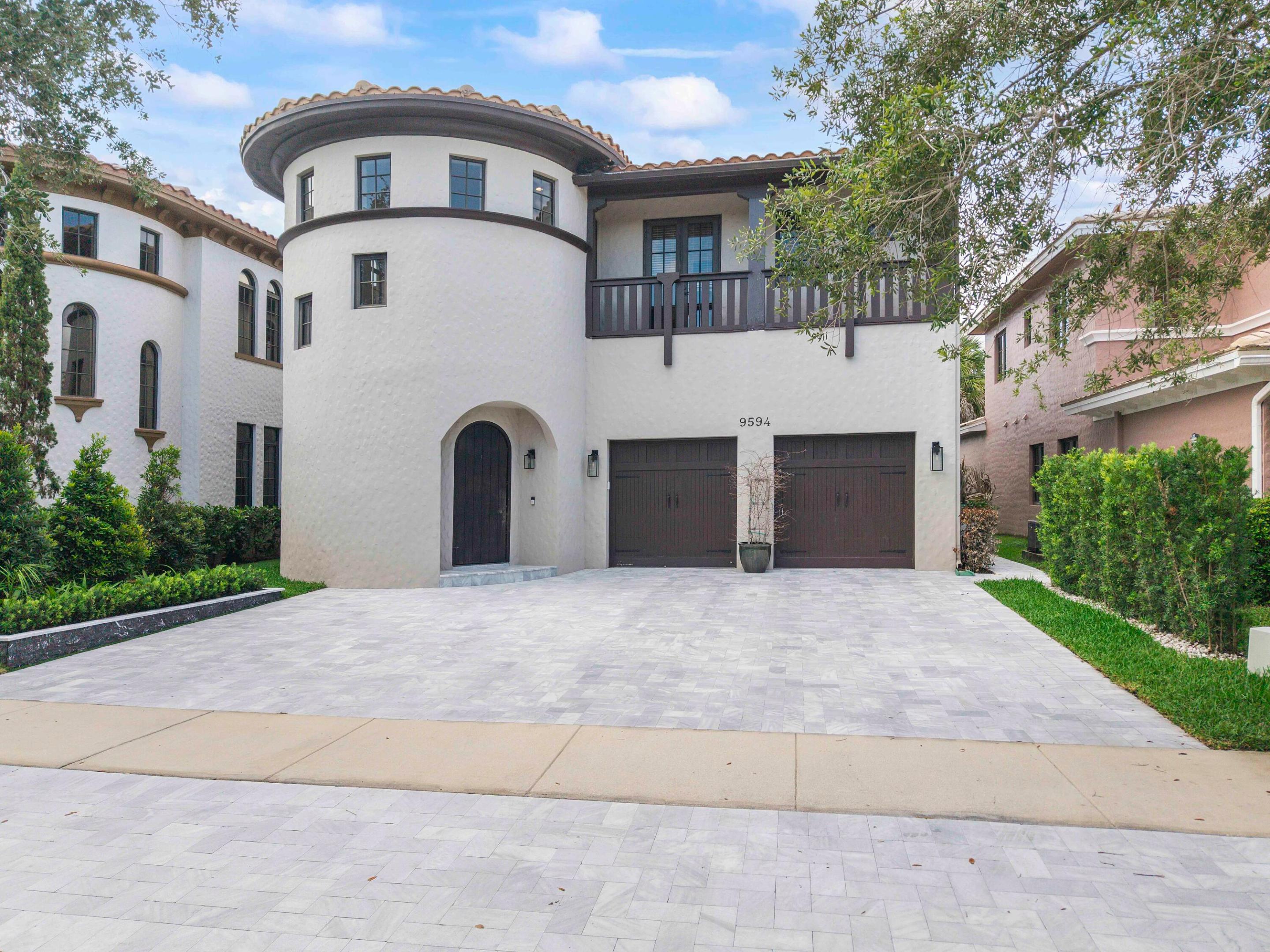 PARKLAND GOLF AND COUNTRY CLUB - Residential