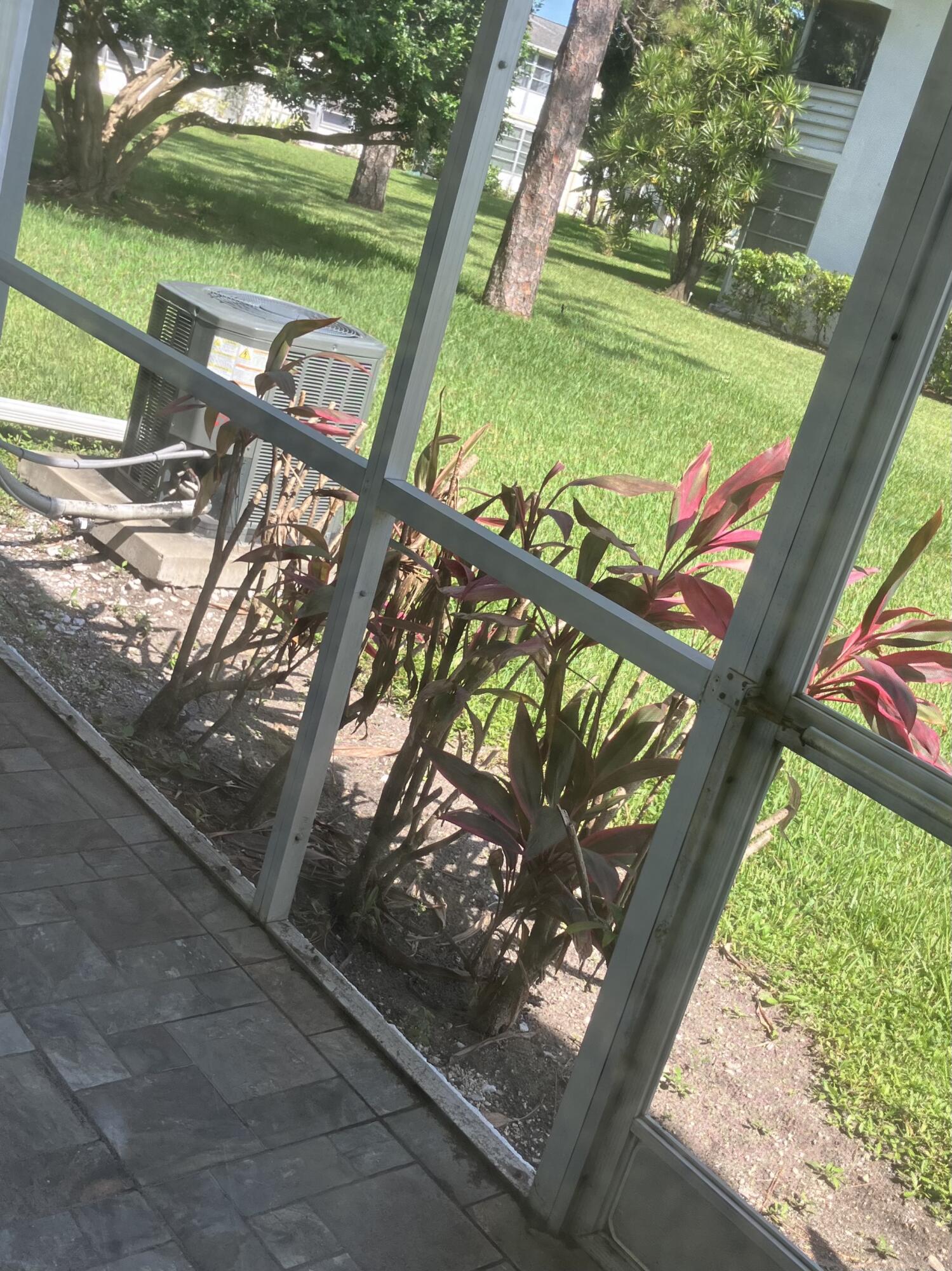 DEERFIELD BEACH CENTURY VILLAGE - Residential