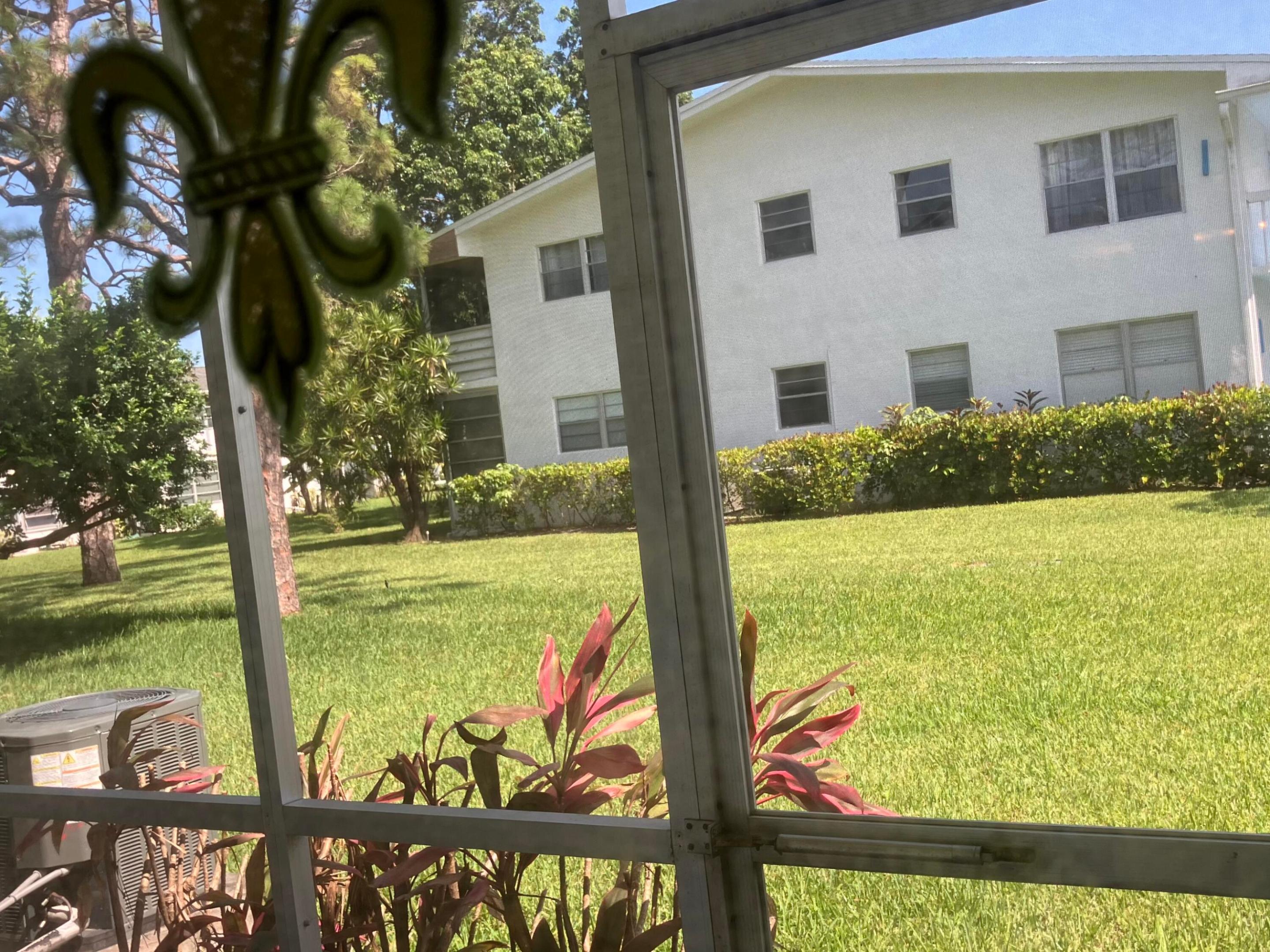 DEERFIELD BEACH CENTURY VILLAGE - Residential