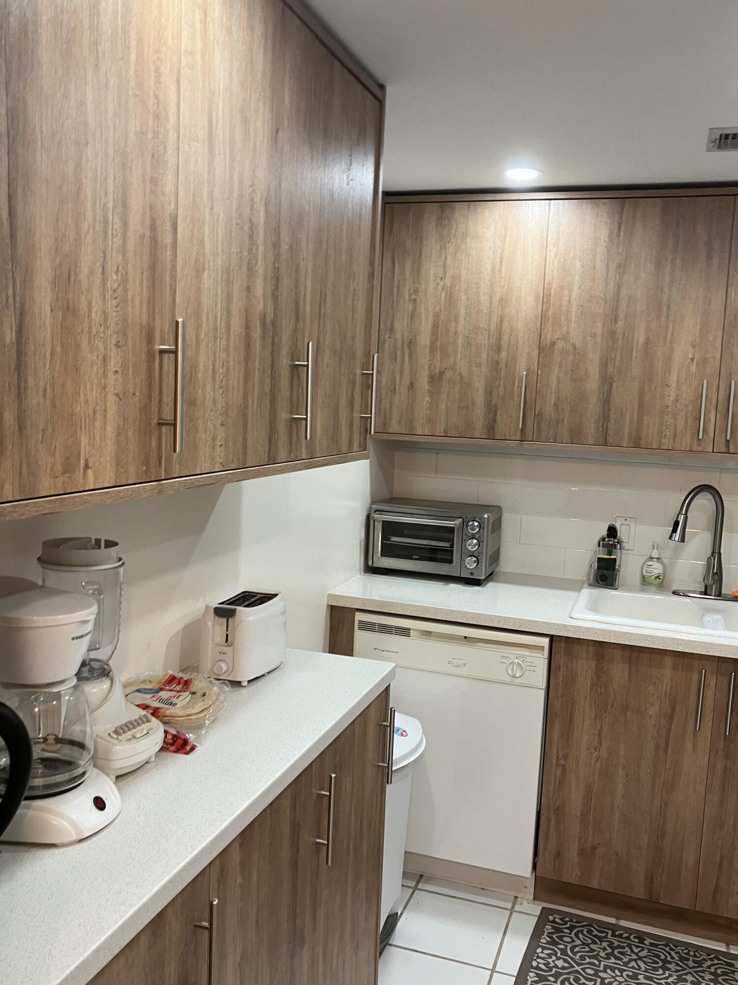 DEERFIELD BEACH CENTURY VILLAGE - Residential