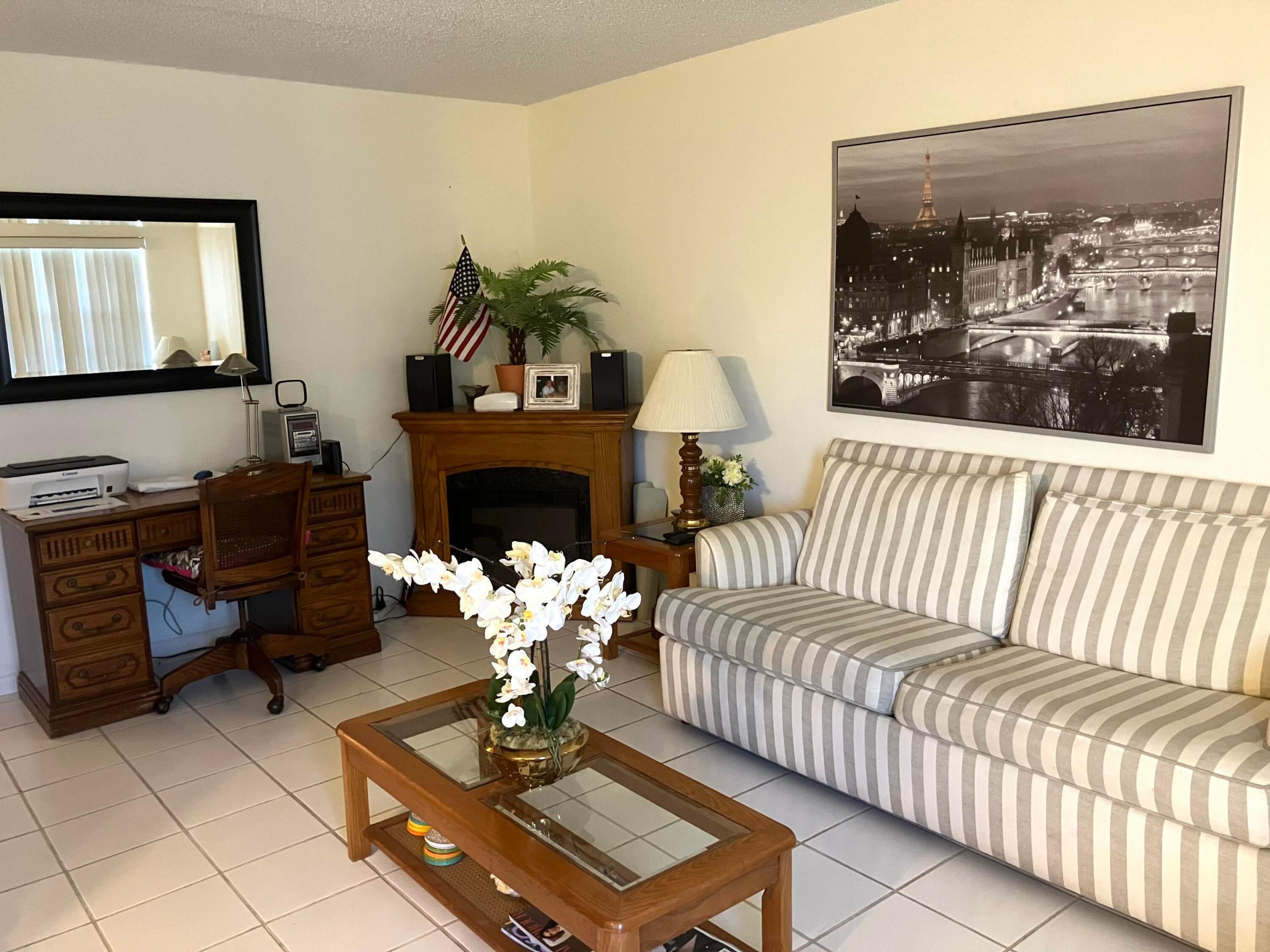 DEERFIELD BEACH CENTURY VILLAGE - Residential
