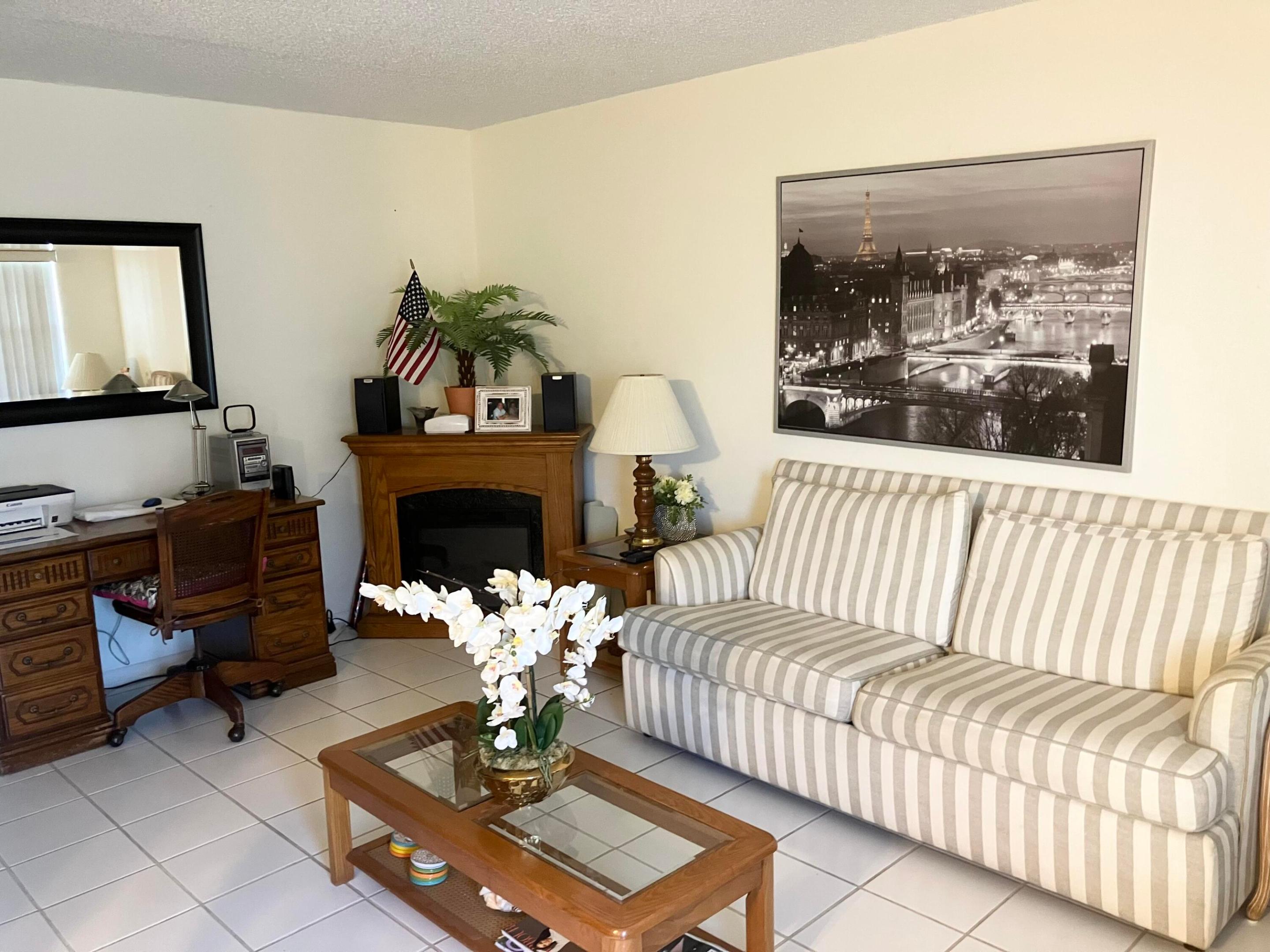 DEERFIELD BEACH CENTURY VILLAGE - Residential