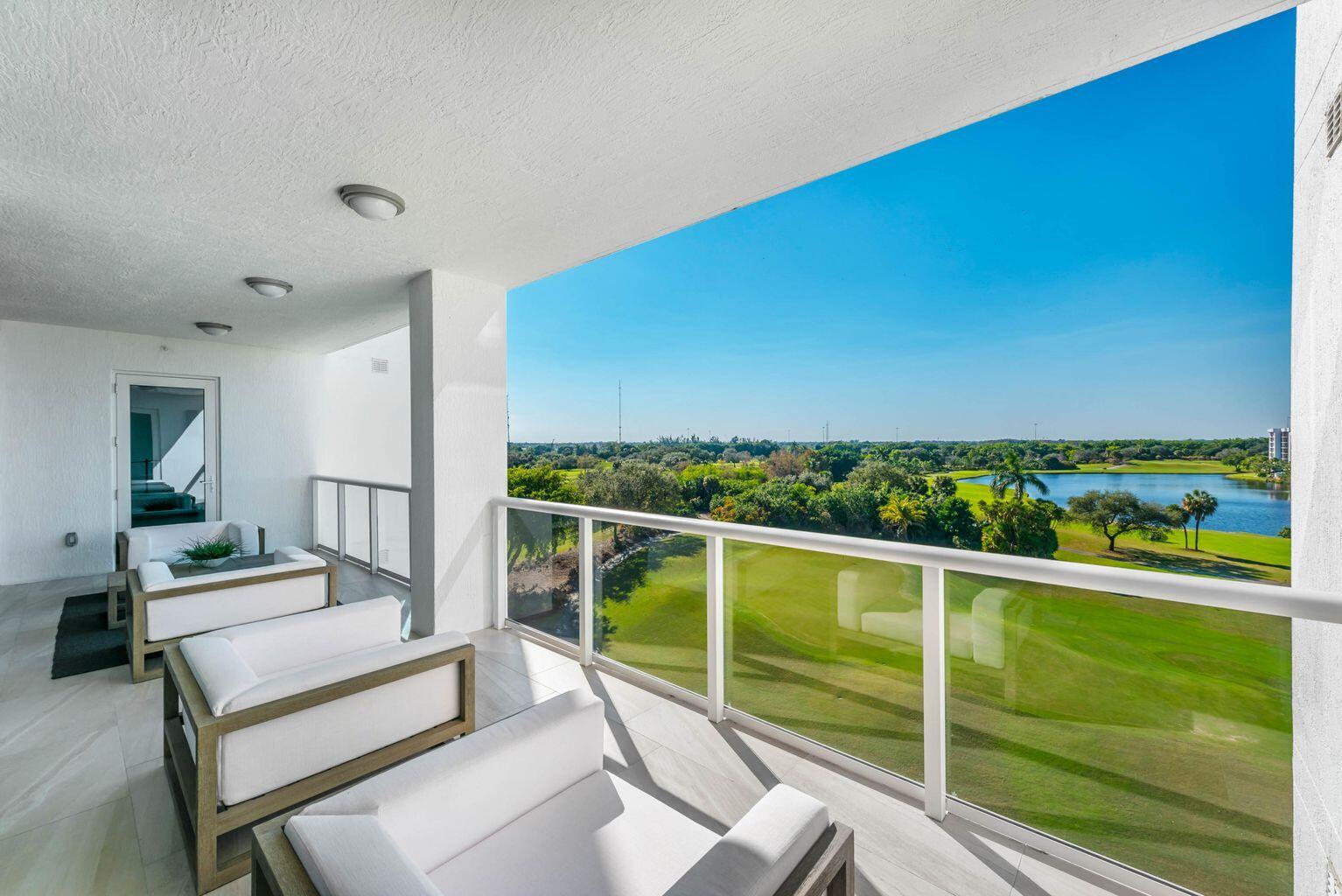 AKOYA BOCA WEST - Residential