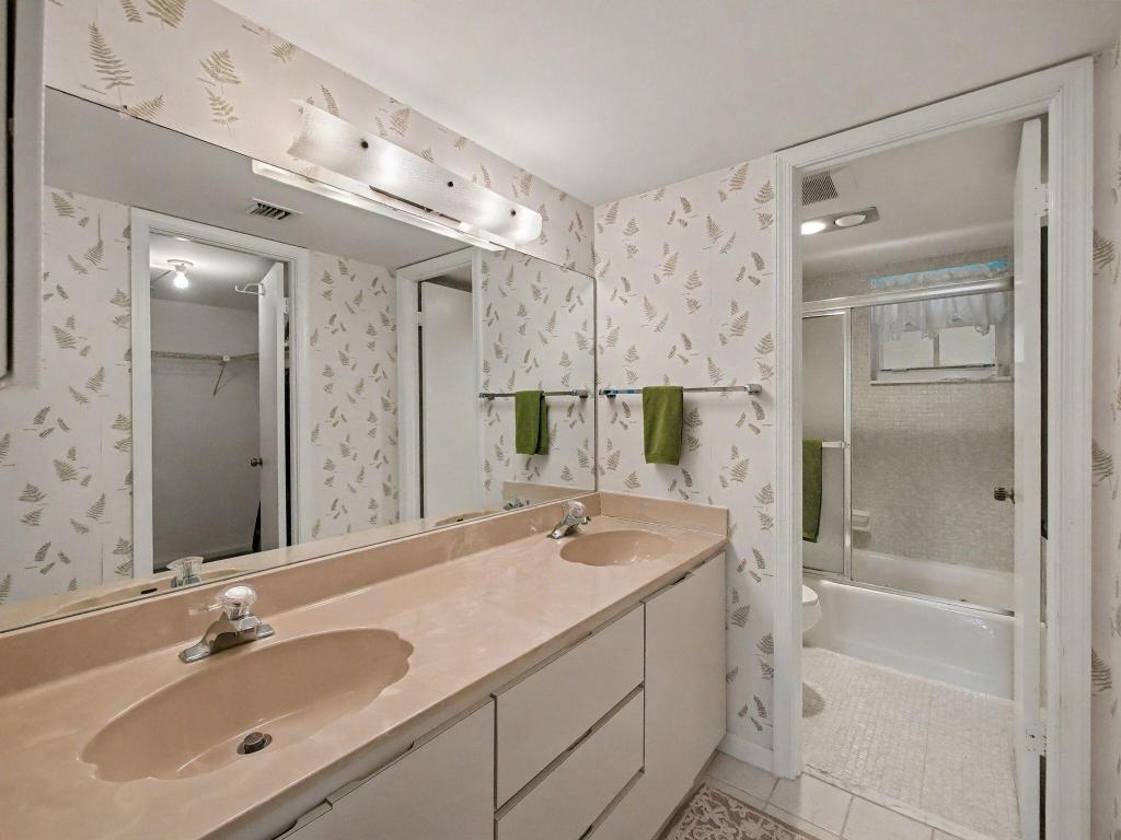 SUGAR SANDS CONDO 14 - Residential