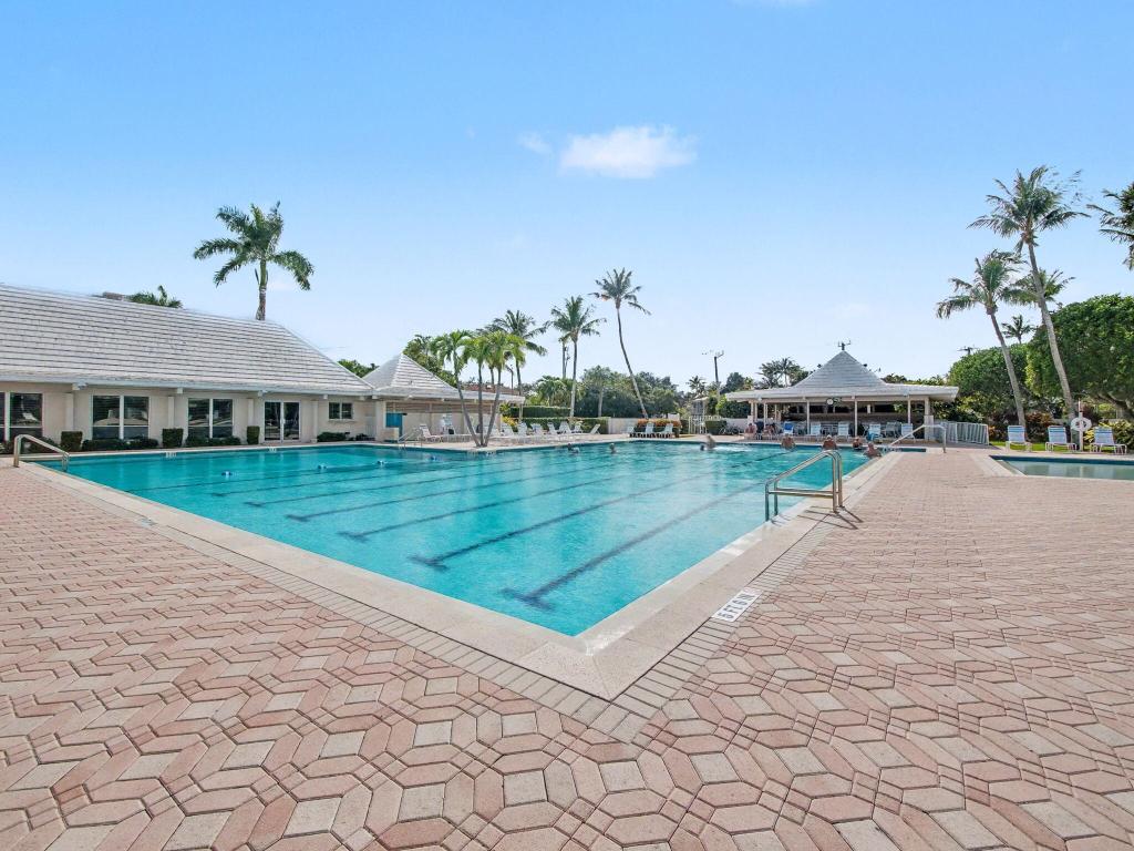 SUGAR SANDS CONDO 14 - Residential