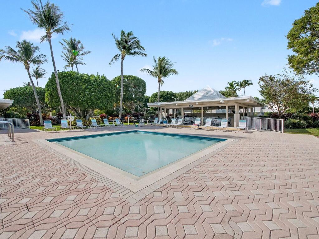 SUGAR SANDS CONDO 14 - Residential