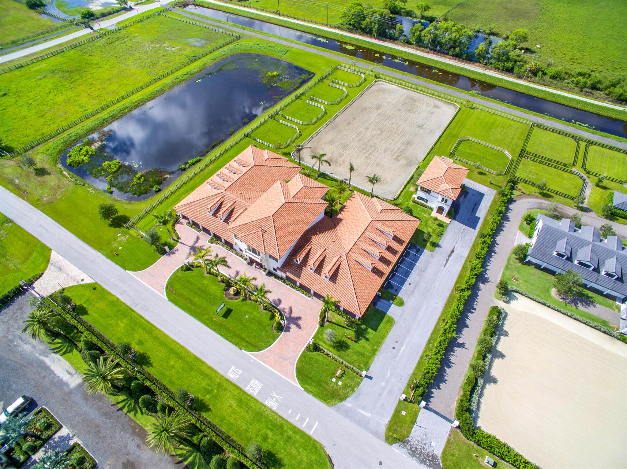 GRAND PRIX VILLAGE SOUTH - Residential