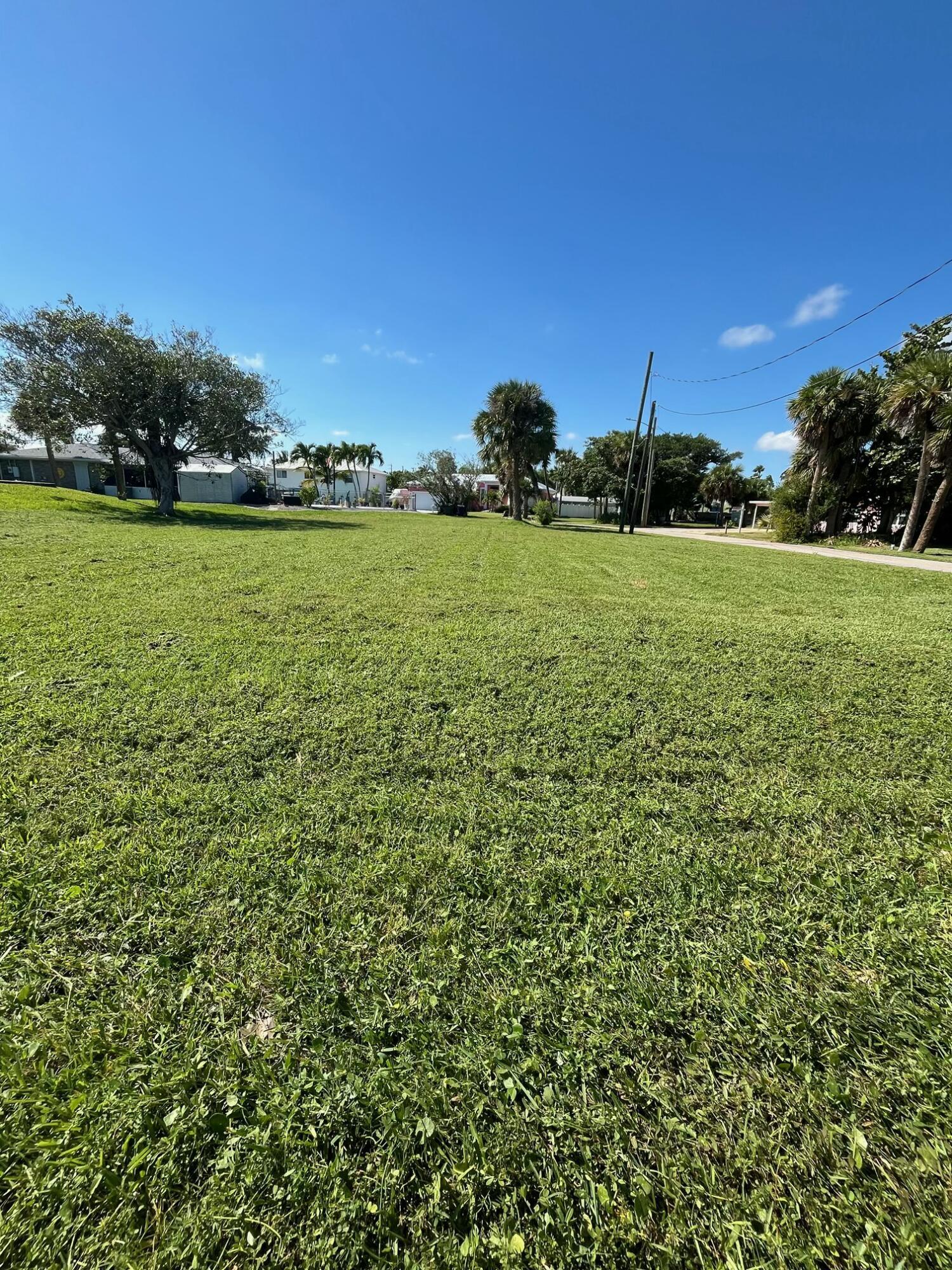 This is one of the big lot in Hutchinson Island and not many lots left in Hutchinson. It is very close to ocean and you can build your home and instantly have equity on it.
