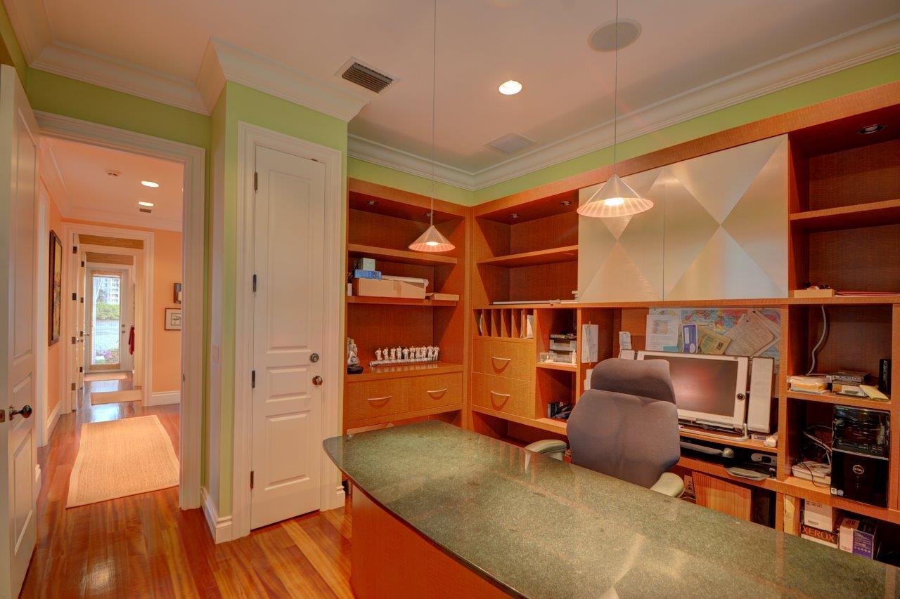 BOCA HARBOUR ISLAND - Residential