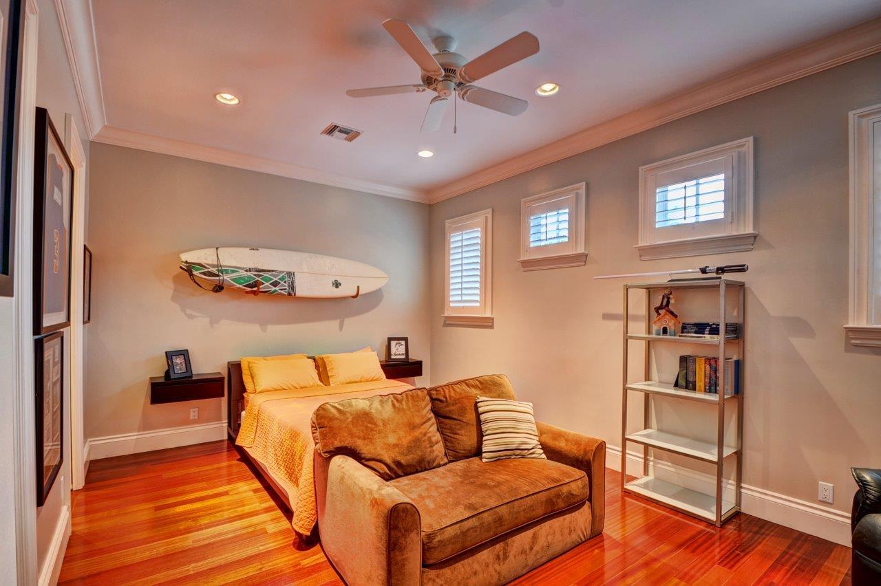 BOCA HARBOUR ISLAND - Residential