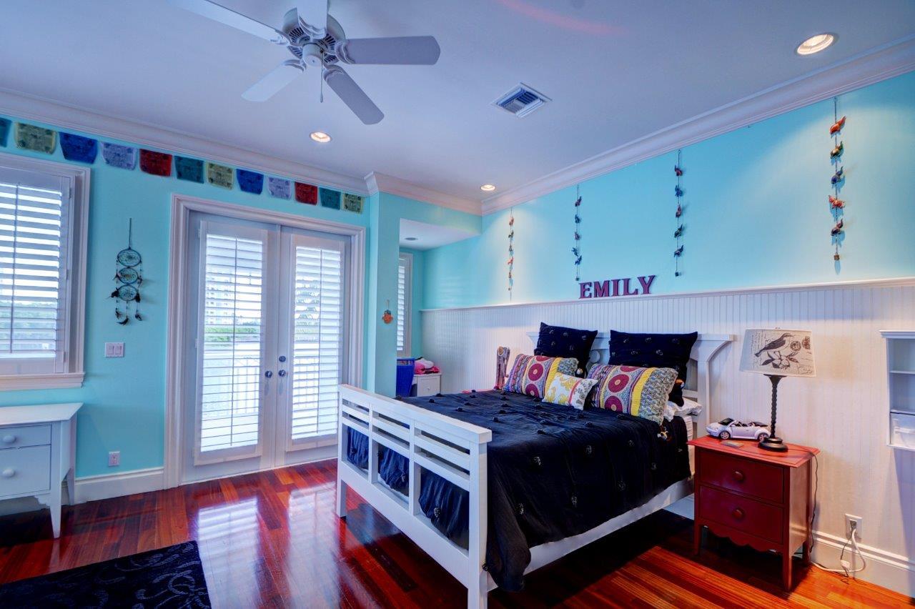 BOCA HARBOUR ISLAND - Residential