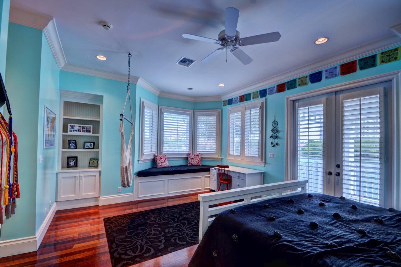 BOCA HARBOUR ISLAND - Residential