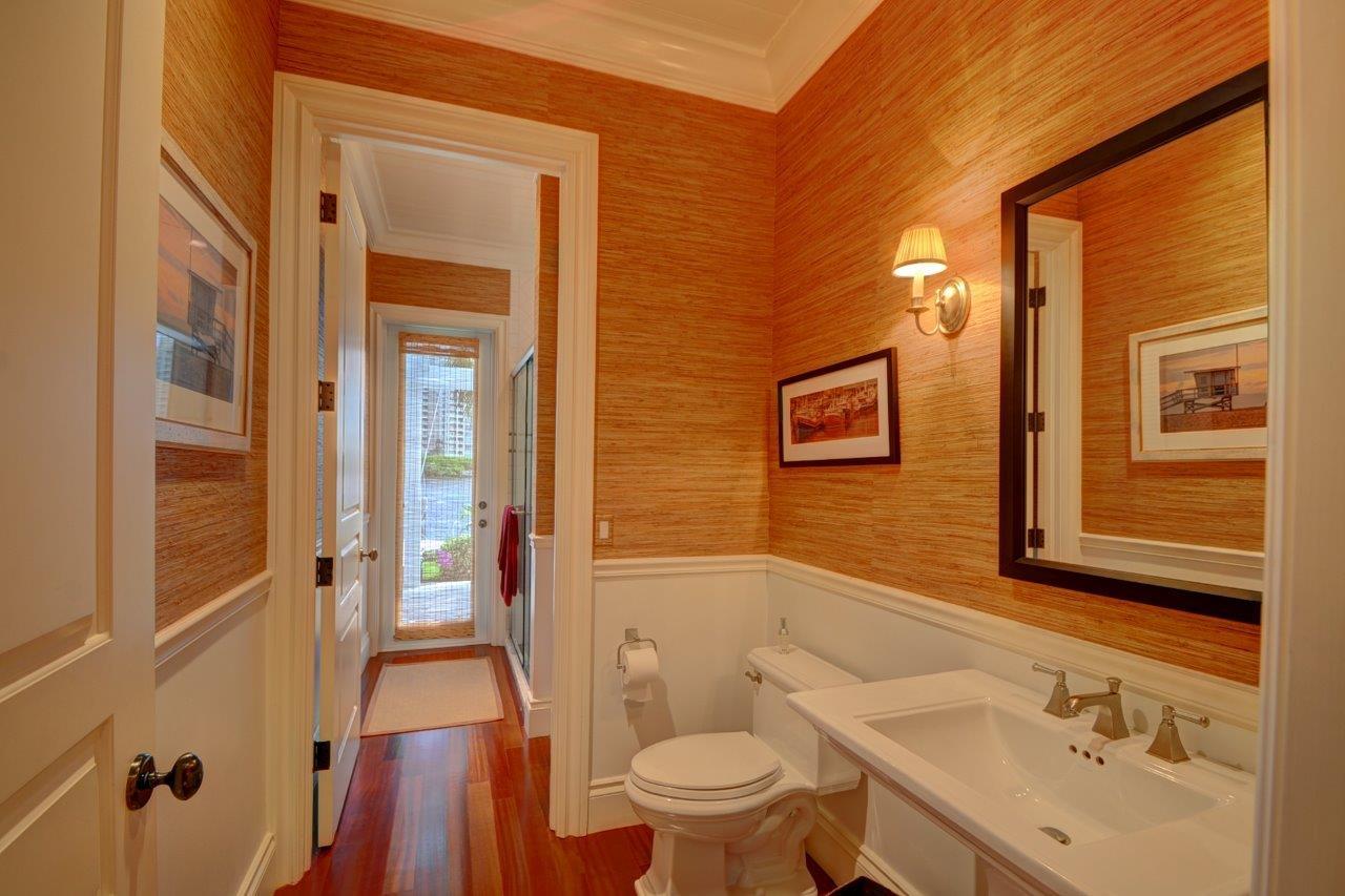 BOCA HARBOUR ISLAND - Residential